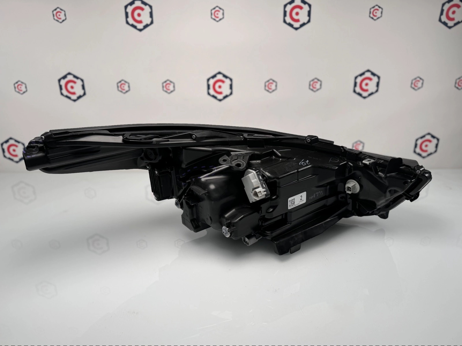 LAMPA LEWA PRZÓD TOYOTA HIGHLANDER IV FULL LED Producent części Toyota OE