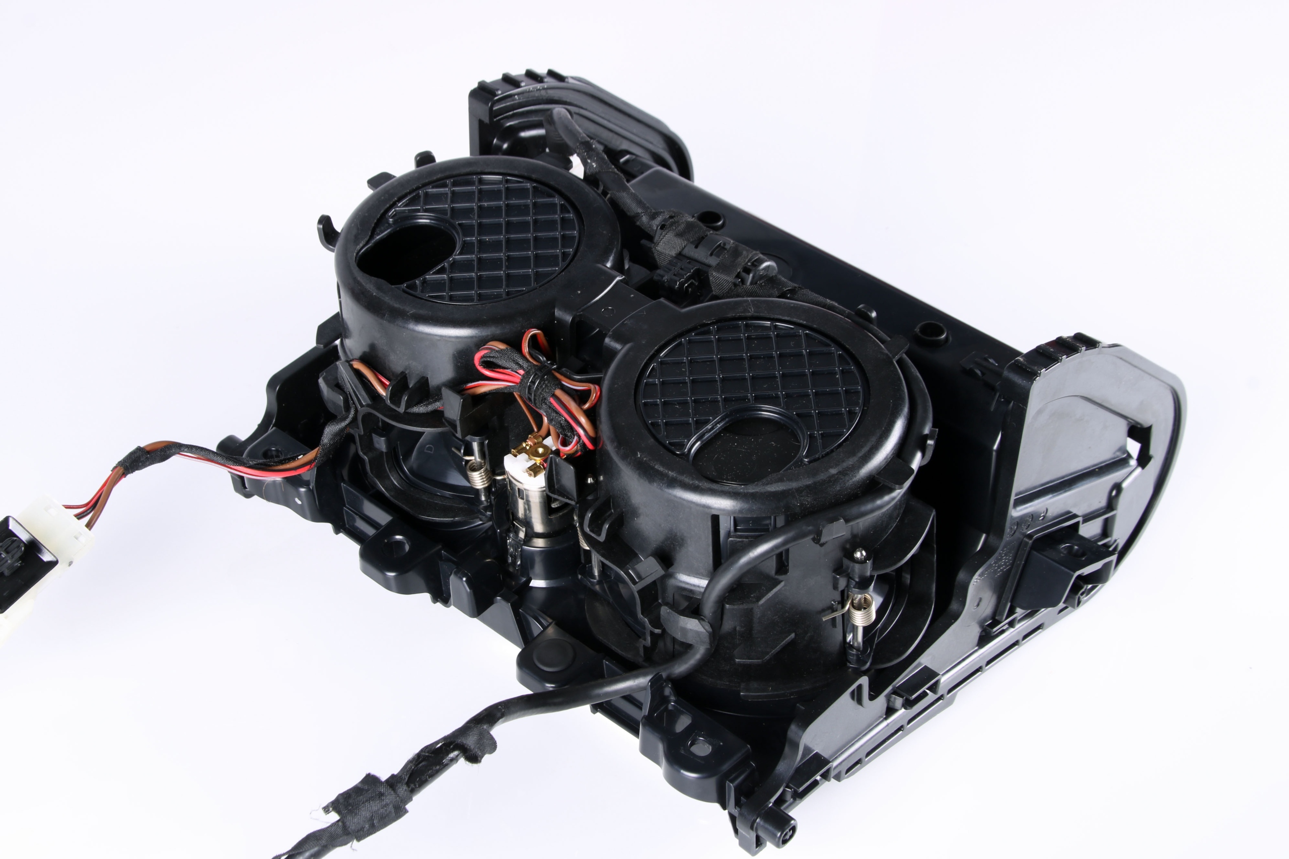 BMW X3 G01 bracket for KUBKI passenger compartment blinds 9363800
