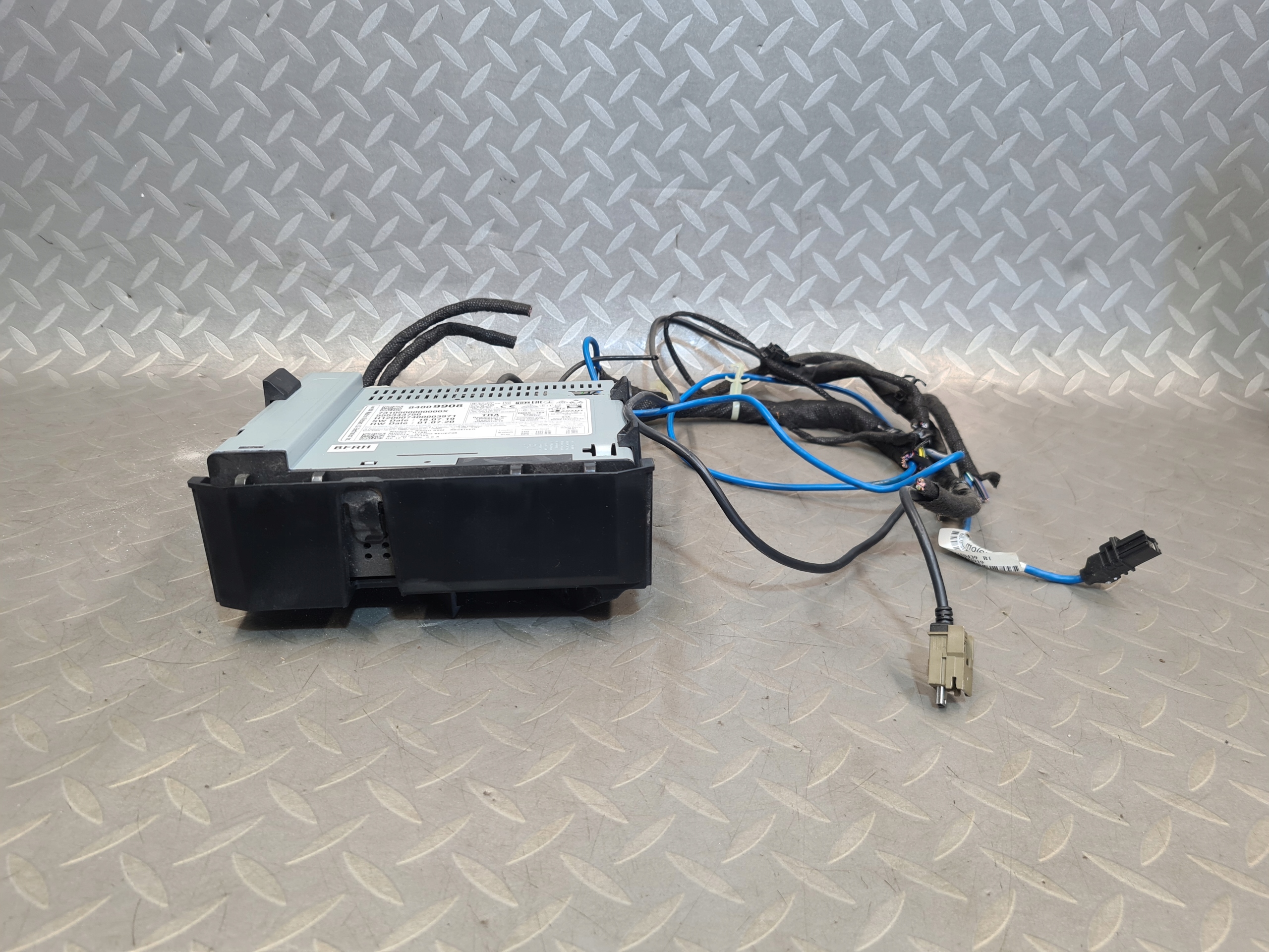 RADIO MODUŁ TUNER 84809908 KABEL WTYCZKI OPEL ASTRA V K