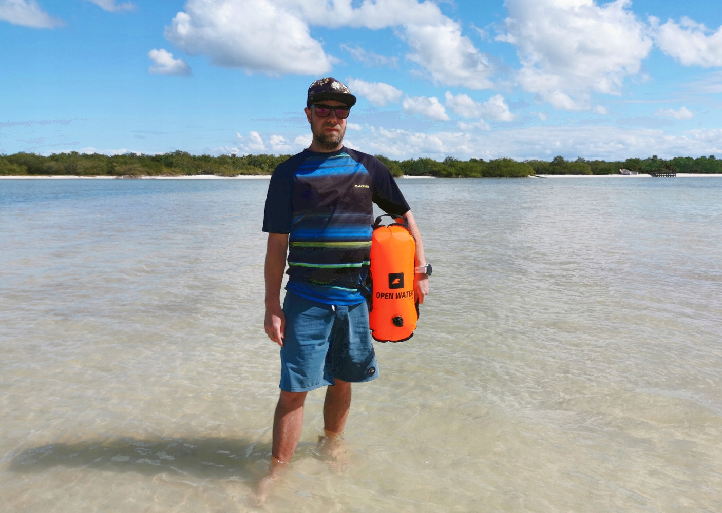 DMUCHANA BOJKA ASEKURACYJNA BOJA DO PŁYWANIA BOJKA PŁYWACKA PAMELKA Marka OpenWater