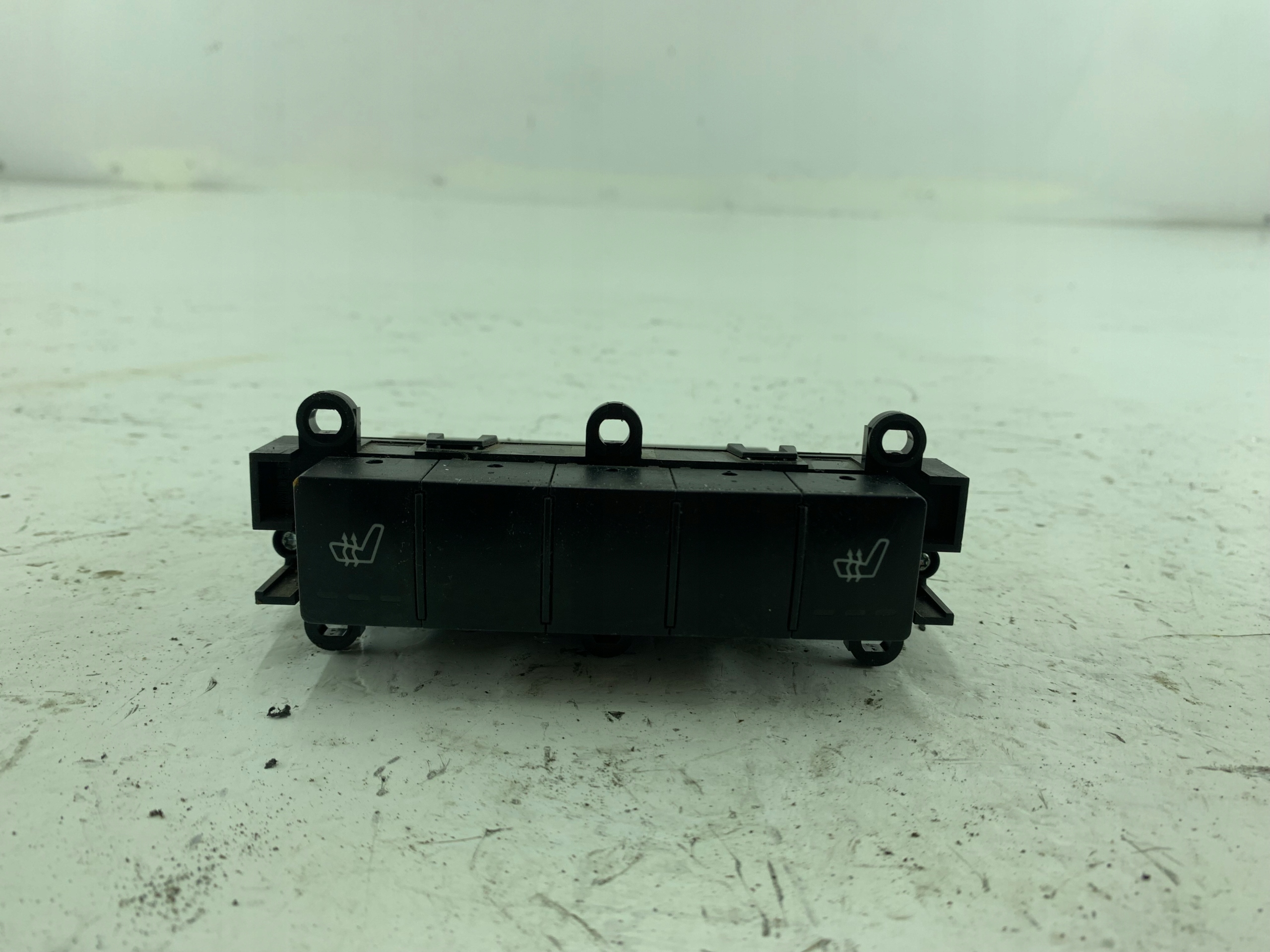 MERCEDES W169 Bedienteil Hitzung Sitze 1698208510
