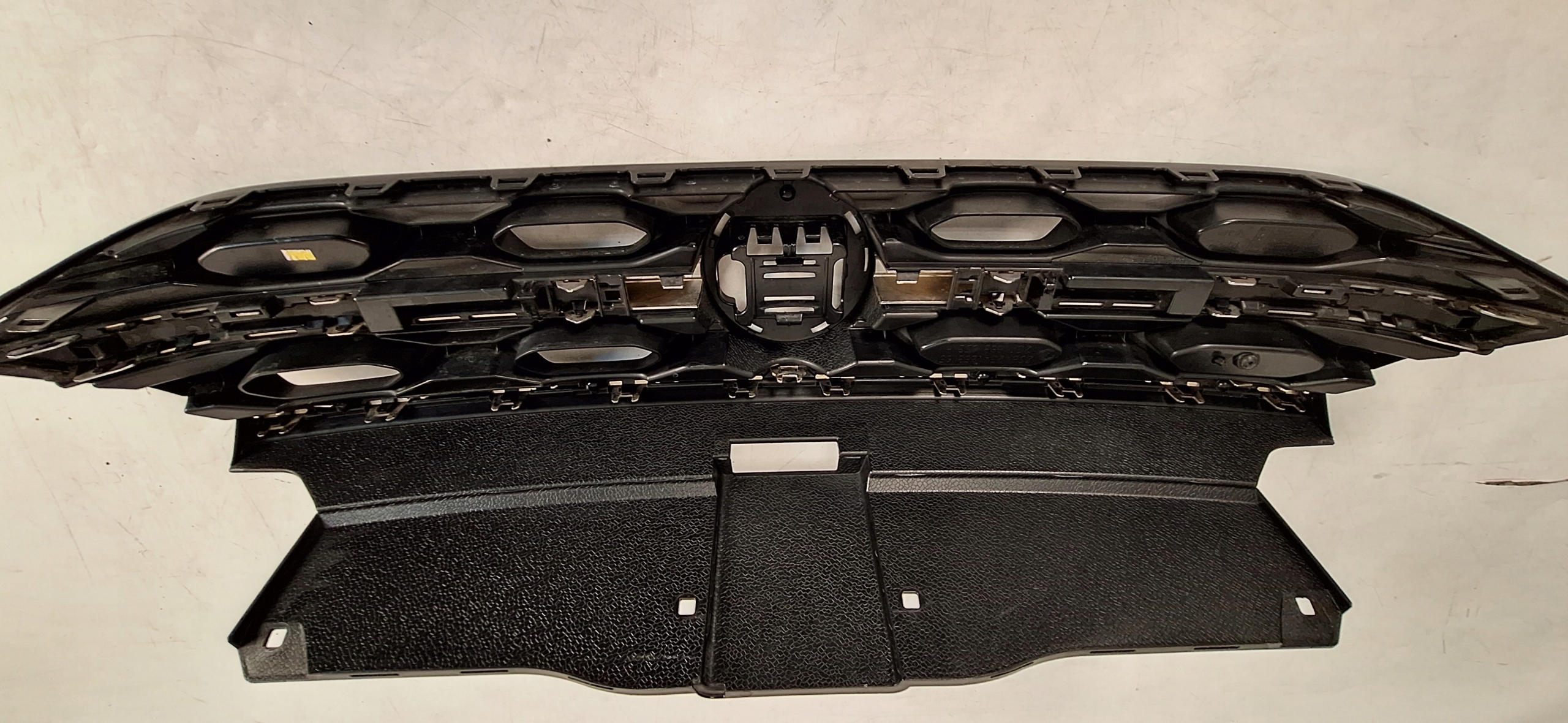 VW T-Roc A1 Kühlergrill FRONTGRILL Kühlergitter - Thumbnail 3