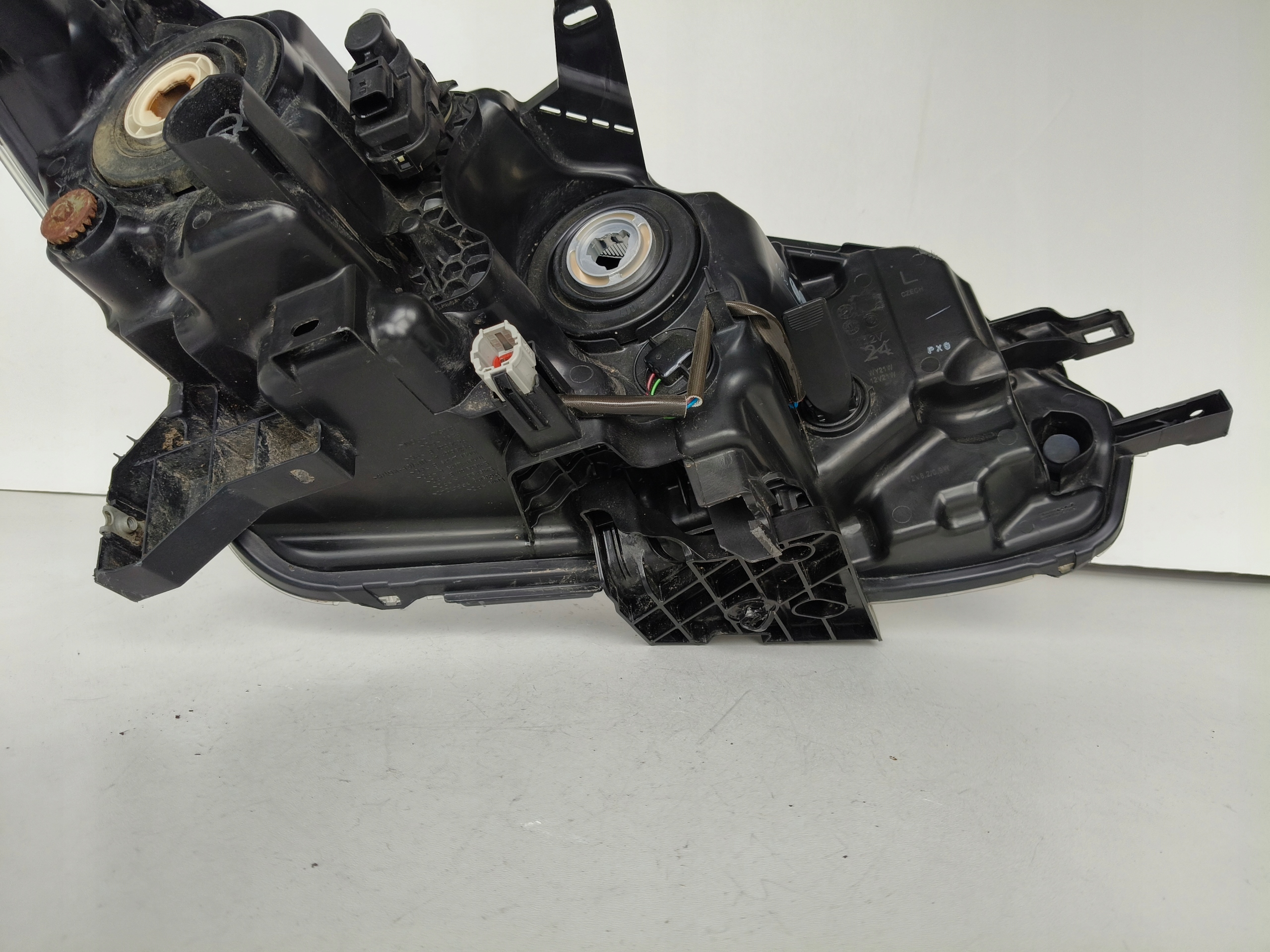 light left REFLEKTOR NISSAN QASHQAI II 17- LIFT LED