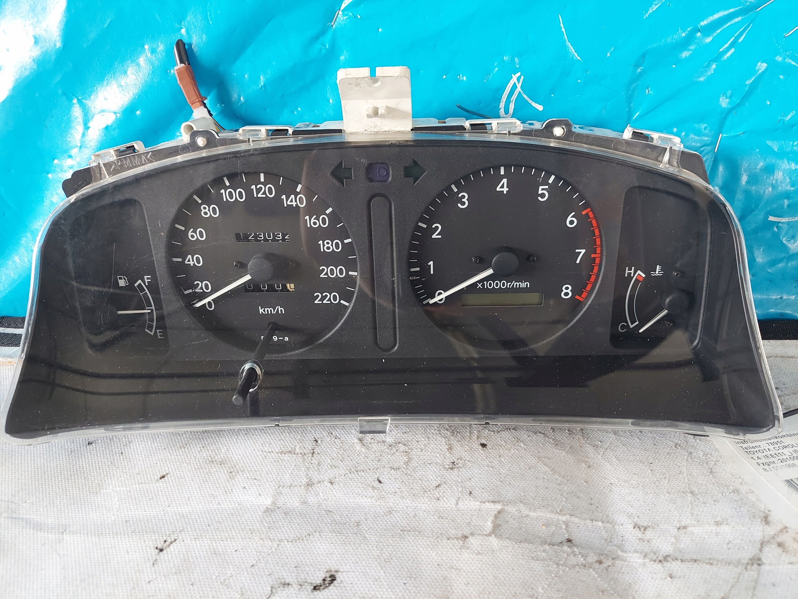 dials clock COROLLA E11 1.4 16V 83800-1A850