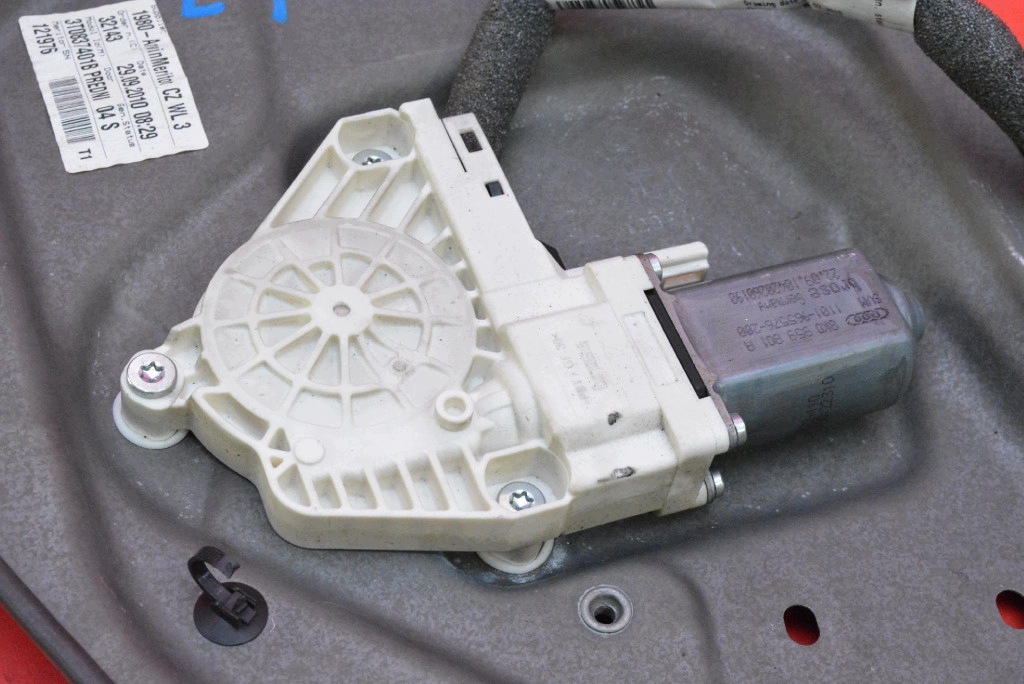 window regulator left front EU 3T0837401B SKODA SUPERB 2 II KOMBI 08-13