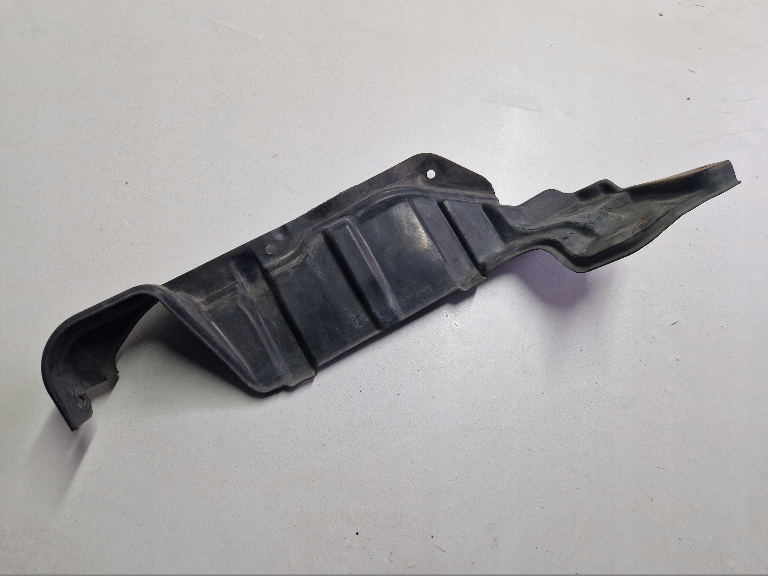 SUZUKI IGNIS II 2 motor cover 72382-86G00