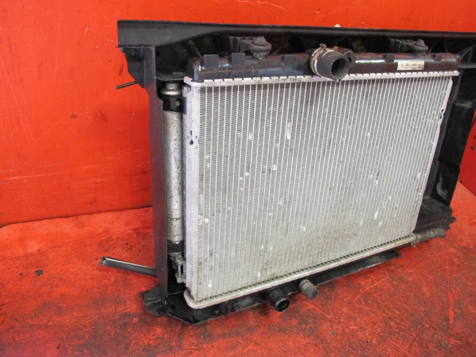 PEUGEOT 307 01- 1.6 16V NFU support panel for radiators pillar radiator KOMPLET