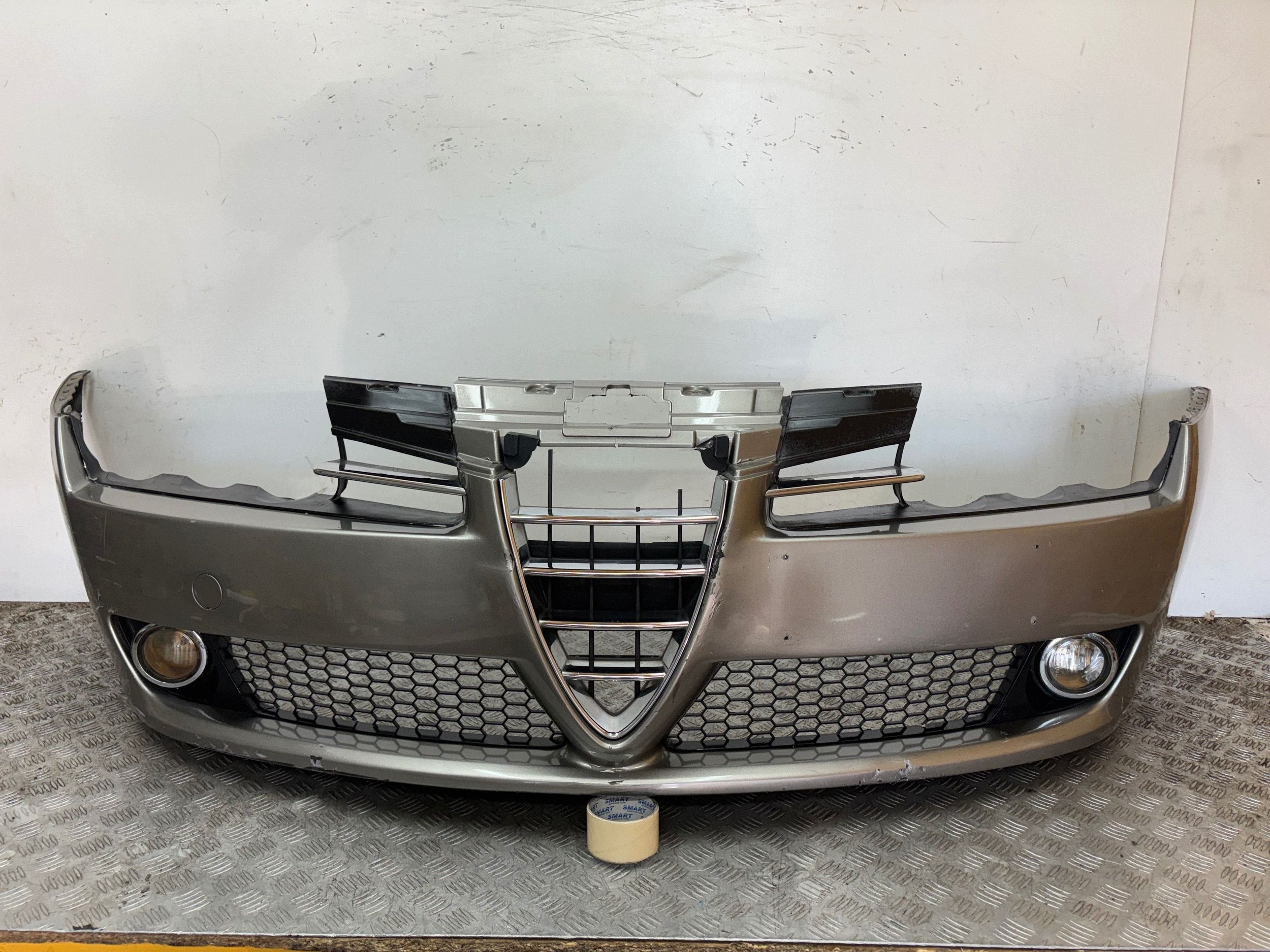 lökhárító eleje elsö ALFA ROMEO 159
