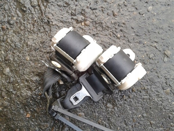 ЗАДНИЕ РЕМНИ ЛЕВЫЙ ПРАВЫЙ TOYOTA AYGO И ЕВРОПА