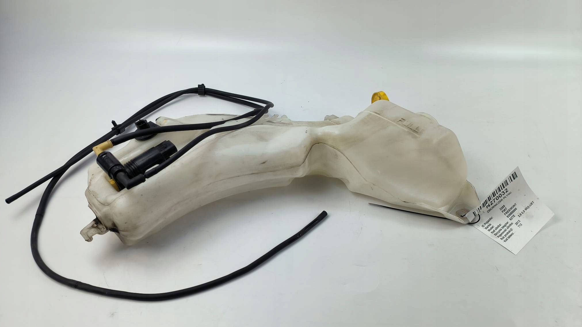 washer fluid tank 05116307AB FIAT FREEMONT