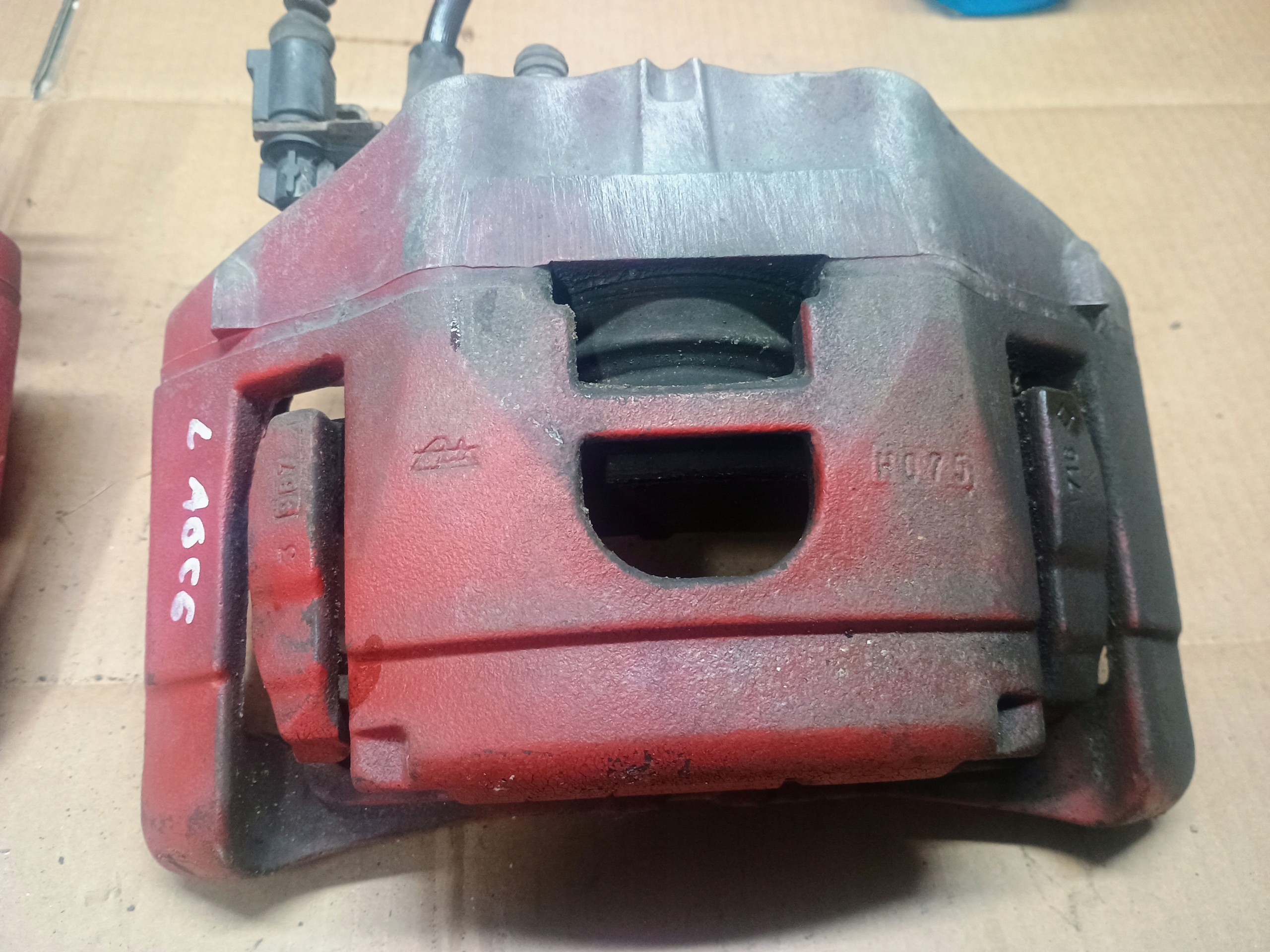 caliper brake front JARZMO right-left AUDI A6 C6 ALLROAD