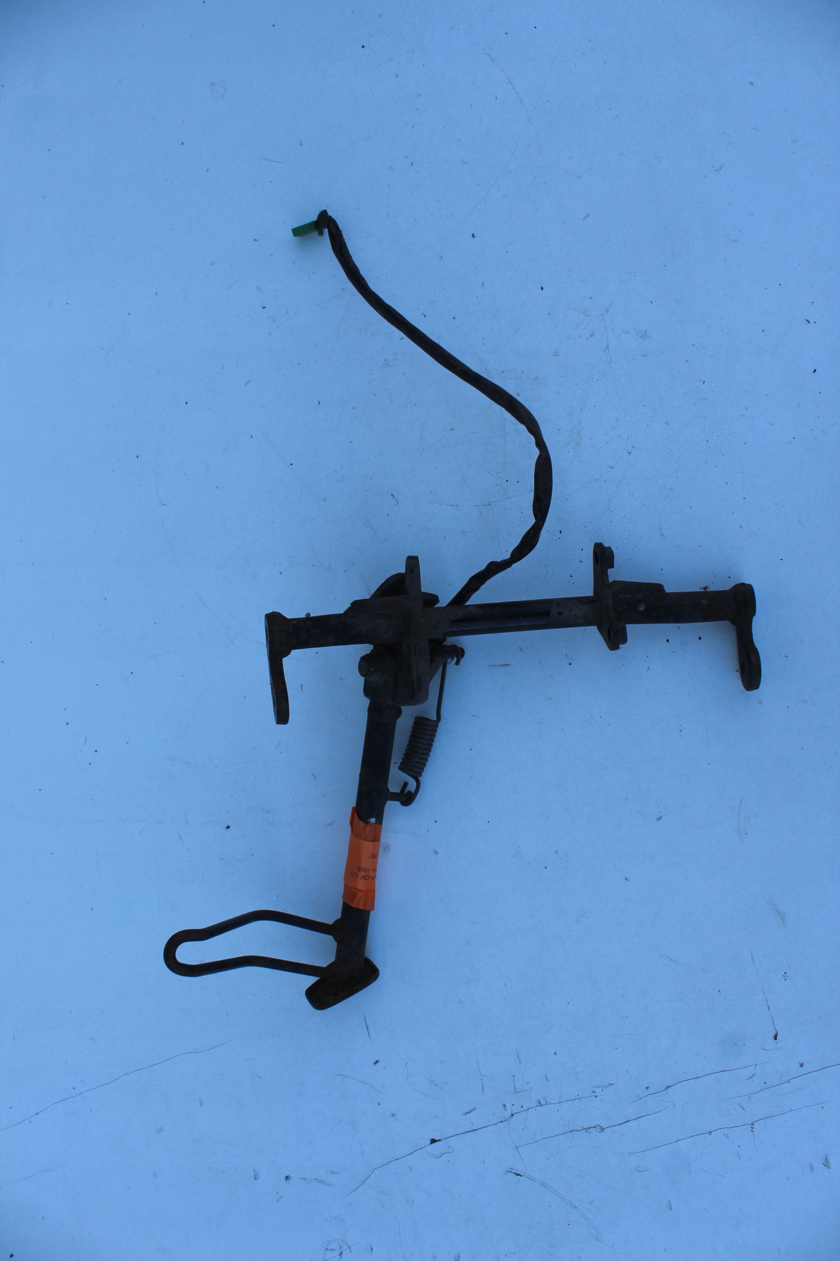 HONDA CM 125 БІЧНА ПІДНІЖКА