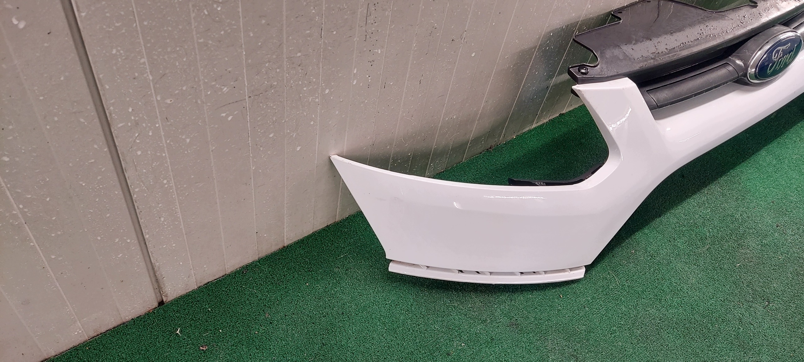 Grille Complet FORD TRANSIT CUSTOM 12-17 LAK: FROZEN WHITE