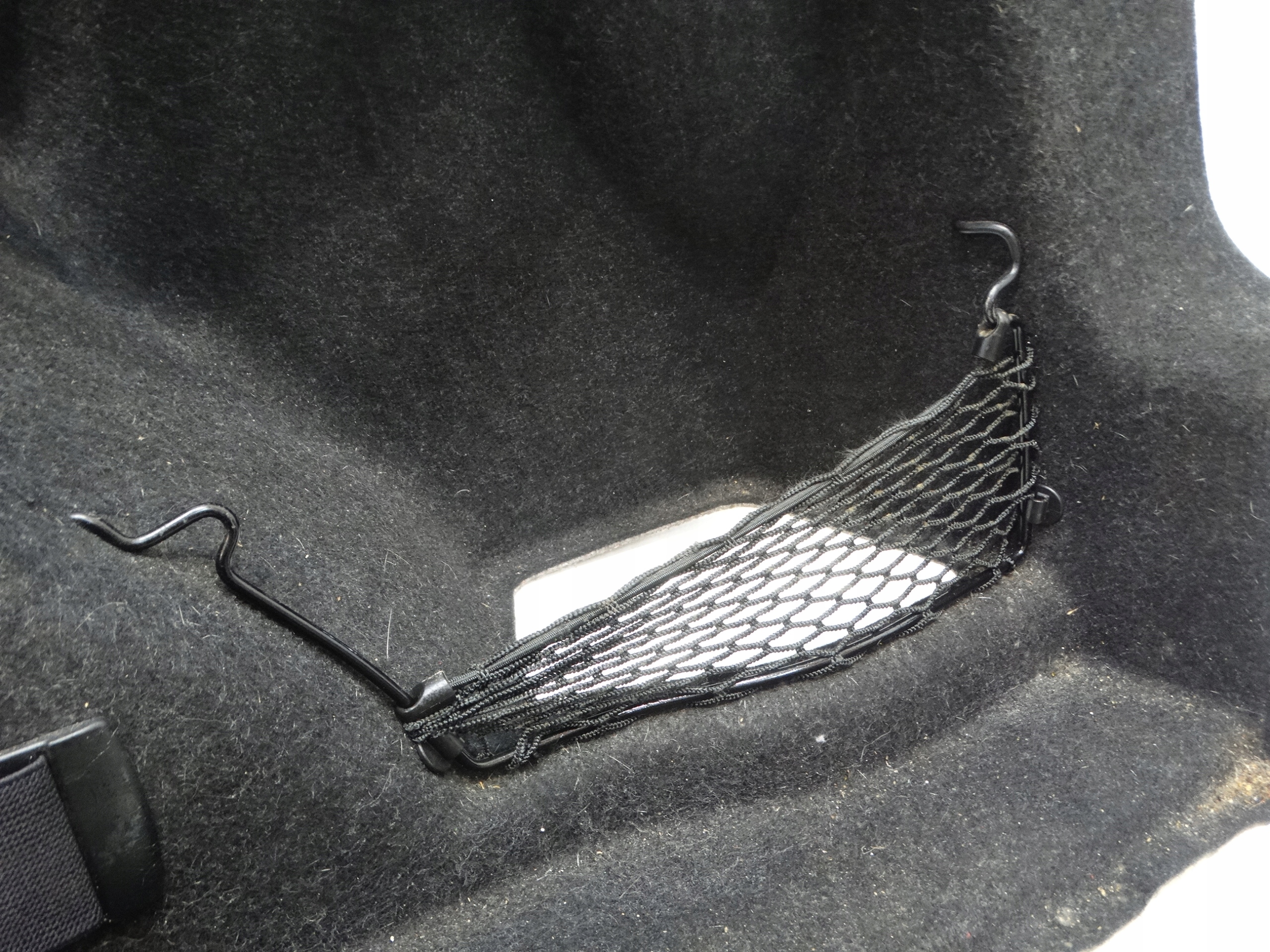boot upholstery right rear part BMW F20 2013R. 51477249620