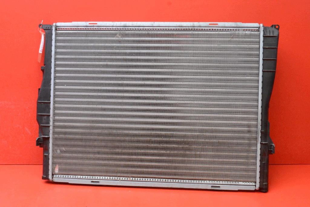 water cooler D7B027TT BMW E87 1.6i 122 KM 07-12