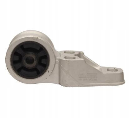 12.22.752 - ВТУЛКА ВАЖЕЛЯ УПРАВЛІННЯ STARLINE ЗАДНЯ VW PASSAT 96-05