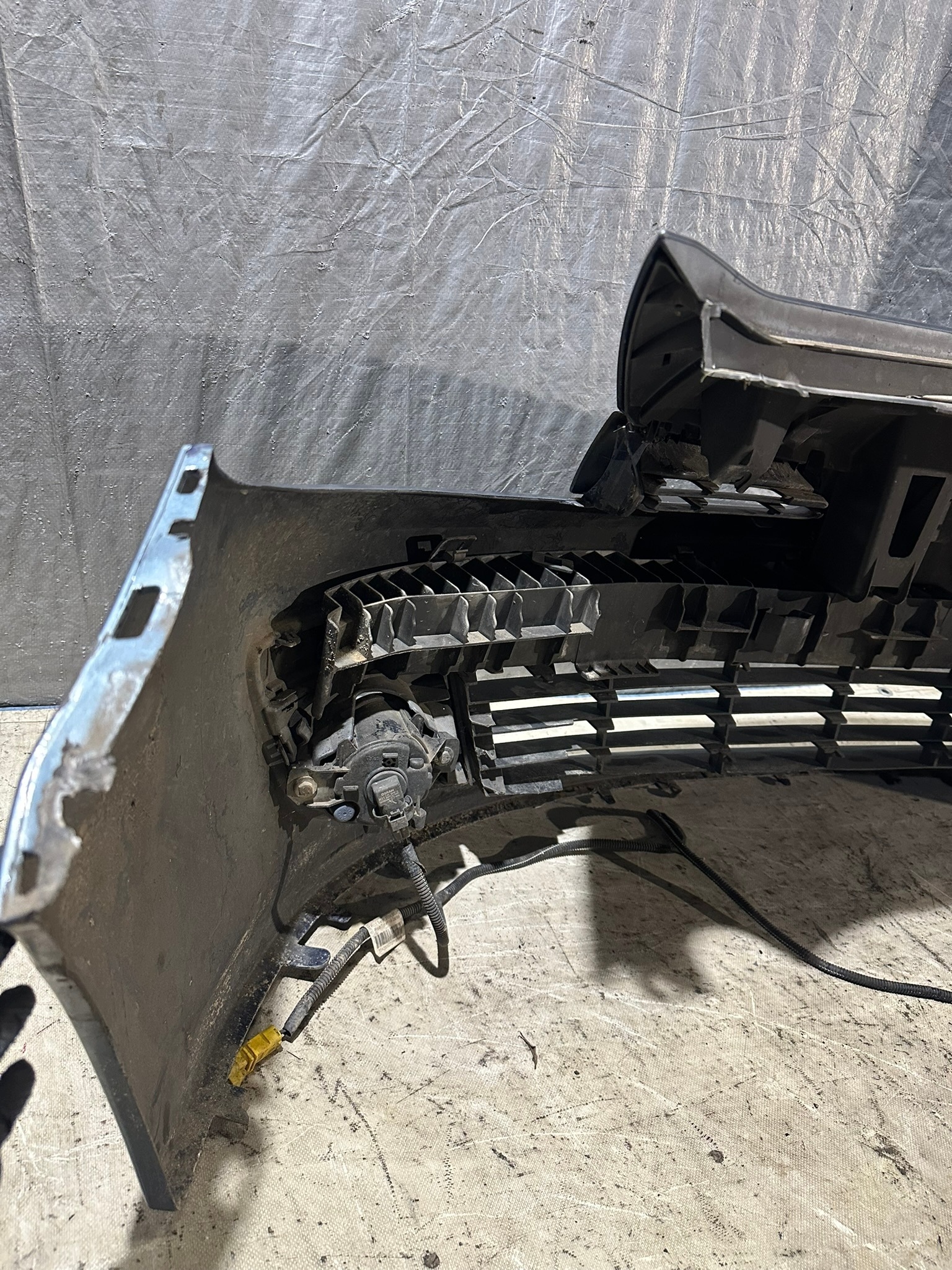 bumper front RENAULT CLIO III