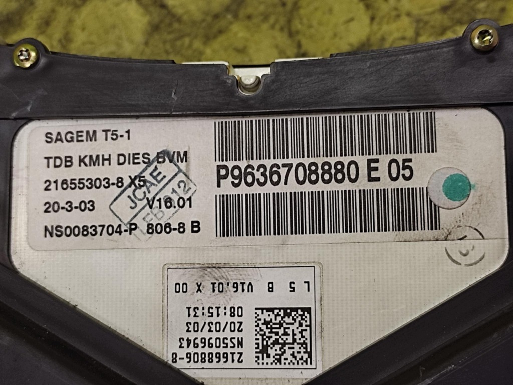 PEUGEOT 307 dials P9636708880E