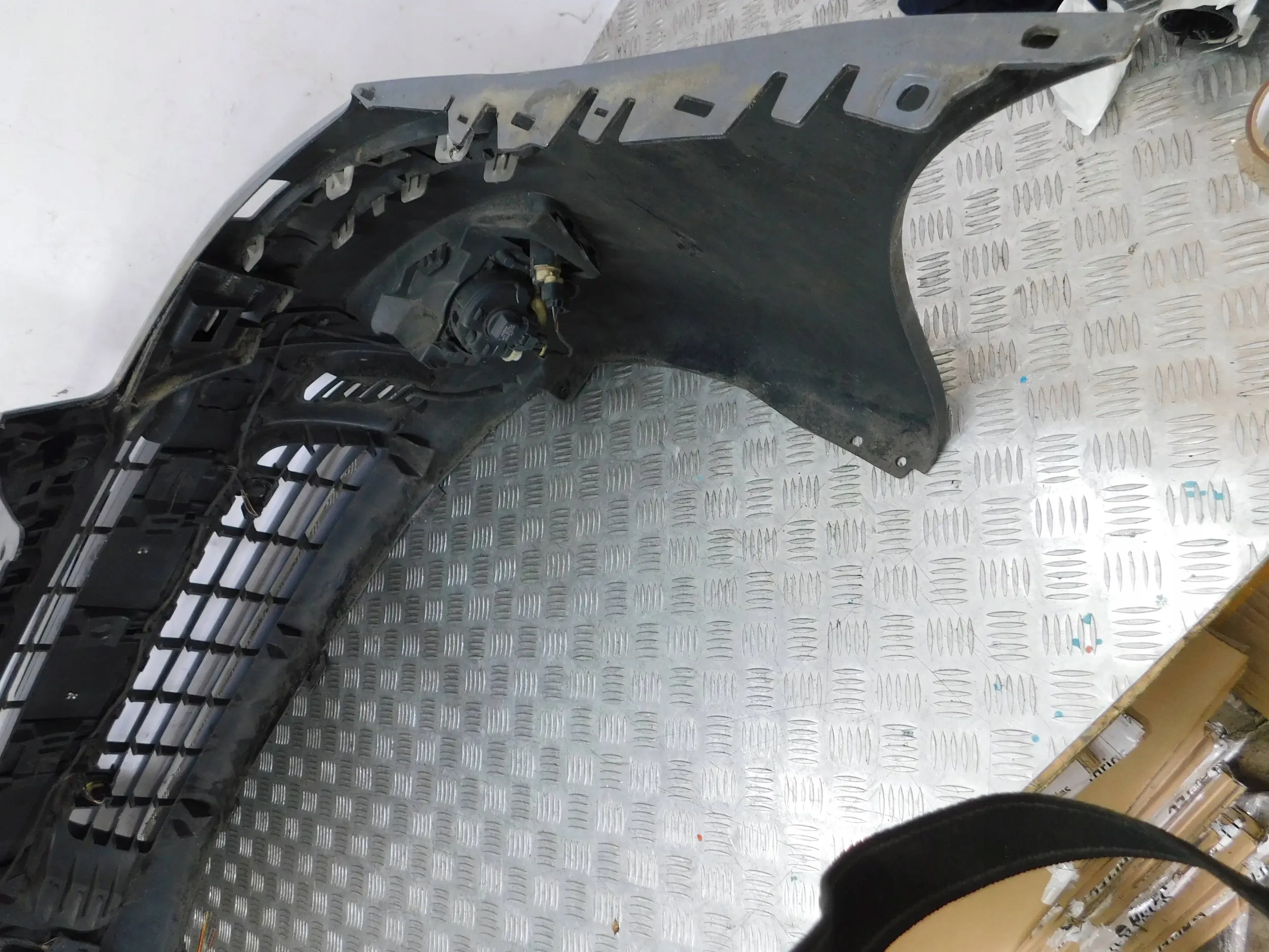 bumper front front CITROEN C4 LIFT PDC