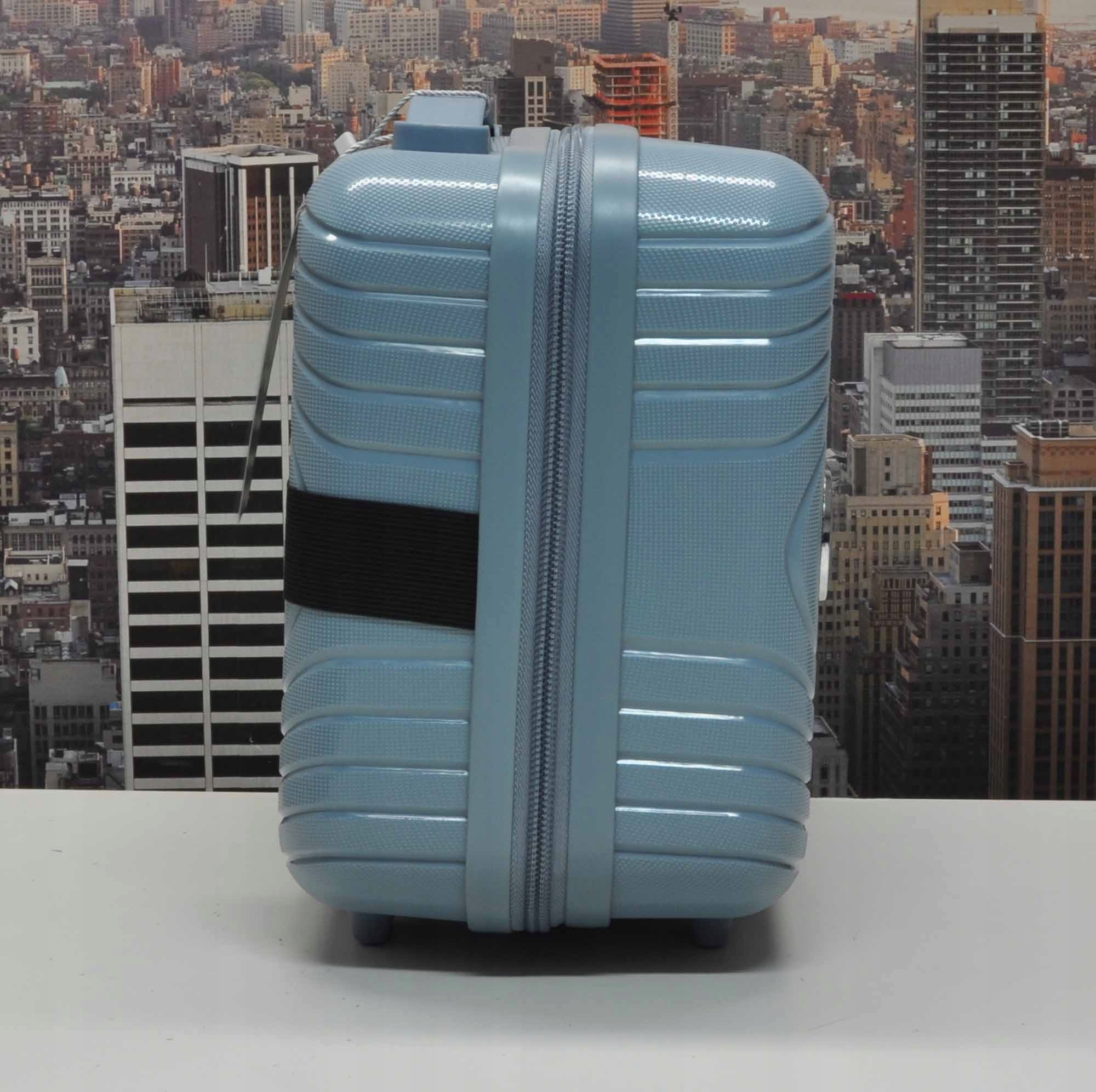 ZEST PP01 LIGHT BLUE TWARDA WALIZKA/KOSMETYCZKA R.14 CALI Kod producenta 5906146767119