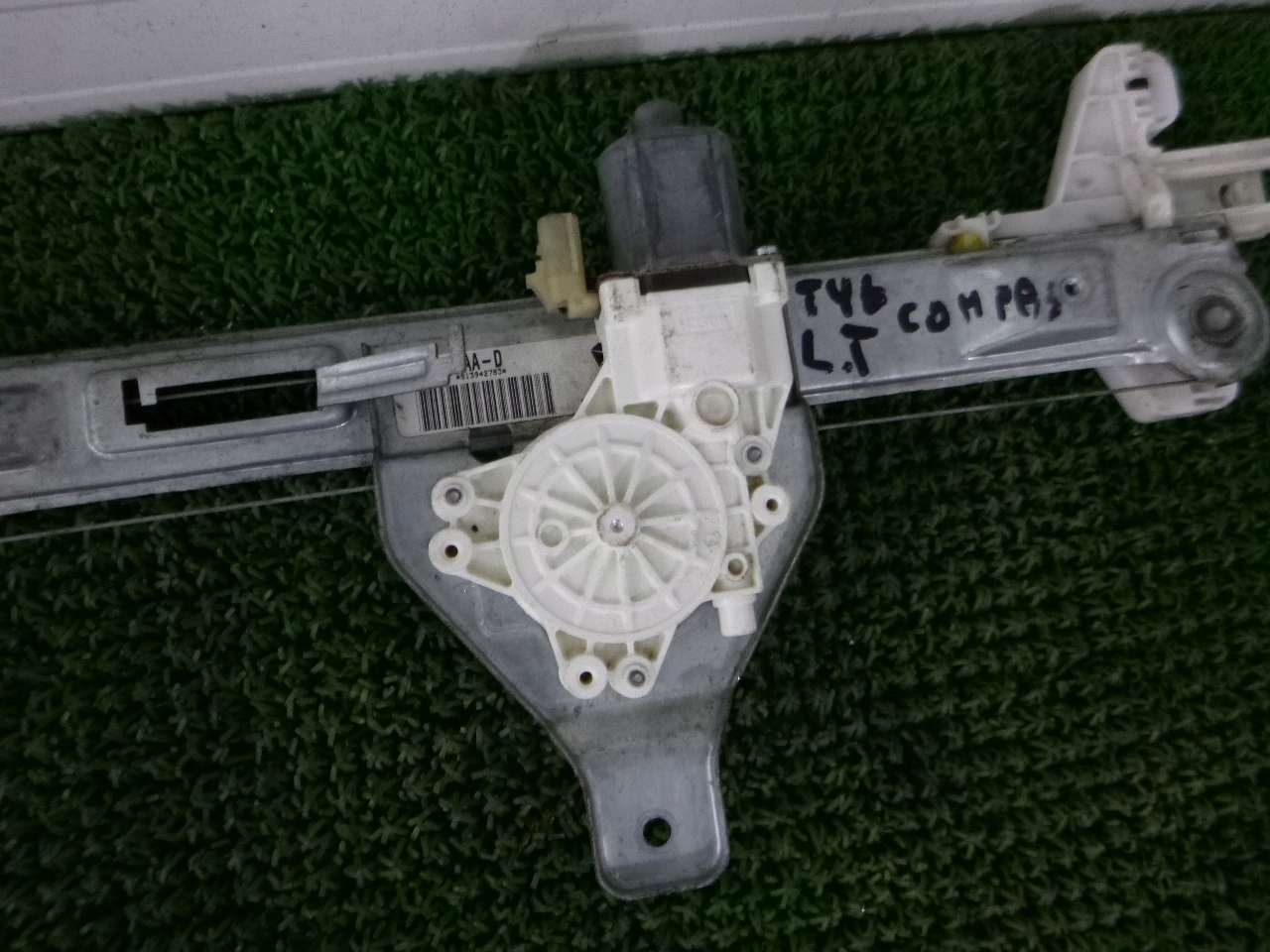 JEEP COMPASS LIFT 11- window regulator left rear