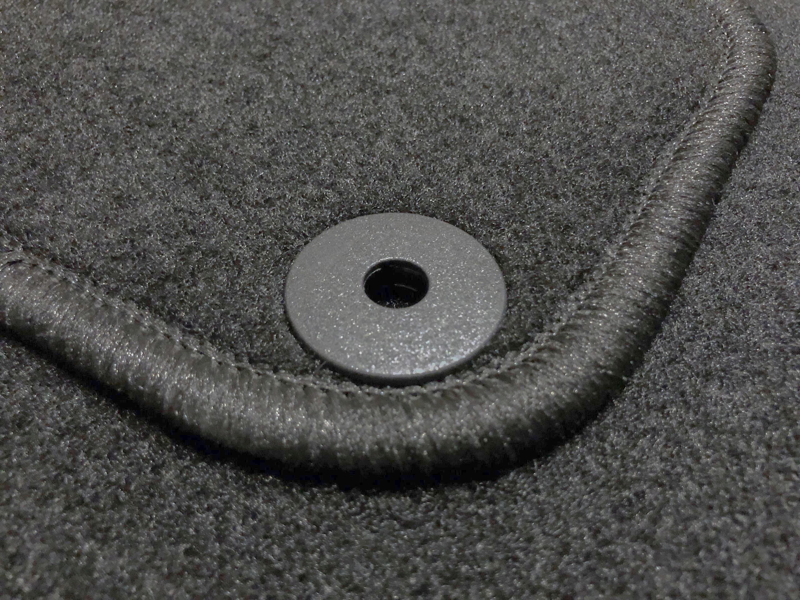 Kia Rio III 2011 2017 Wycieraczki welurowe Color graphite