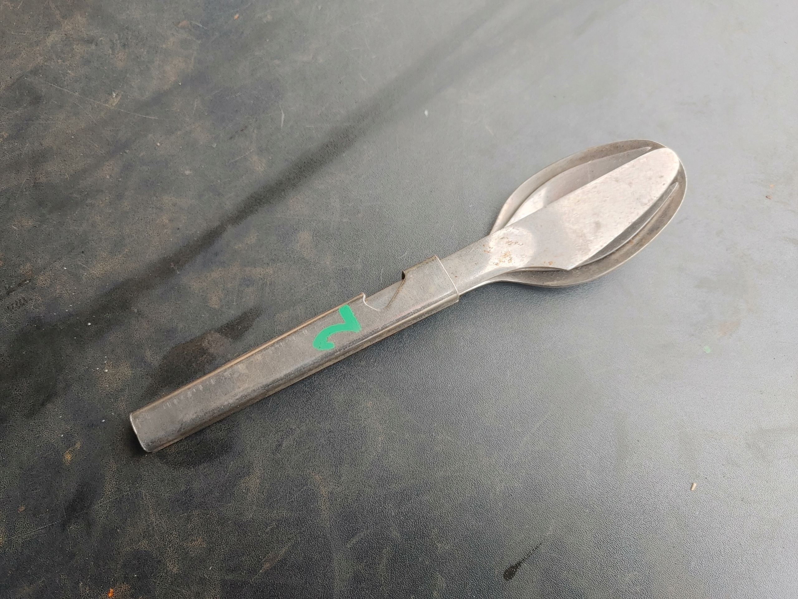 NIEZBĘDNIK WOJSKOWY TRZYCZĘŚCIOWY ORYGINAŁ PRL RETRO VINTAGE