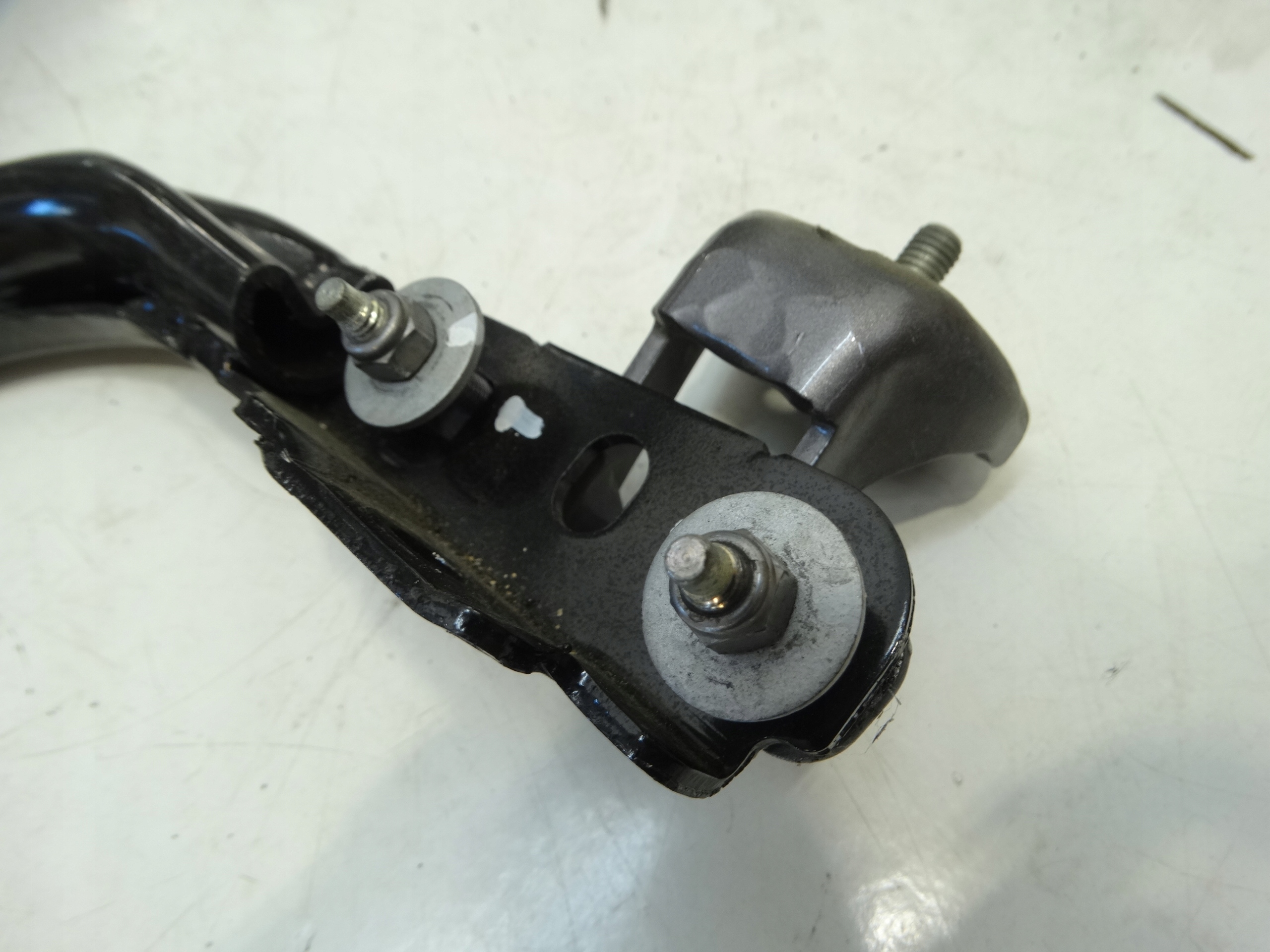 hinges bonnet boot rear. RENAULT ESPACE V 15-22R.