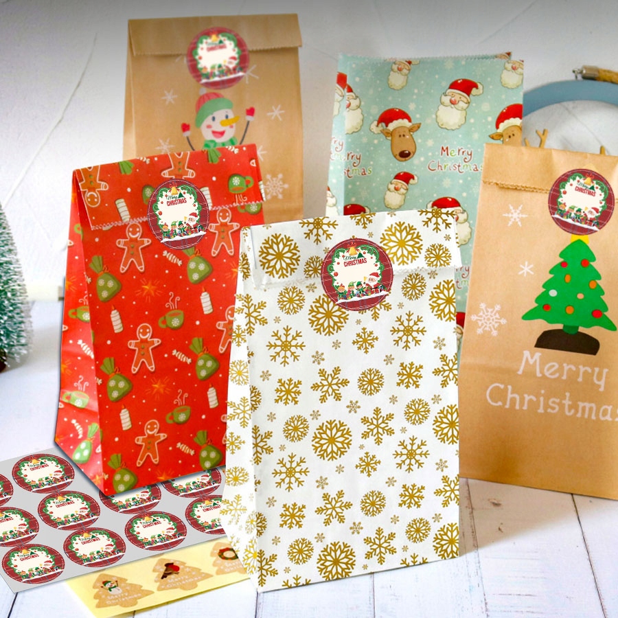 NAKLEJKI ŚWIĄTECZNE WESOŁYCH ŚWIĄT OZDOBNE NA PREZENTY ŚWIĘTA ZESTAW 24 SZT Marka Inna