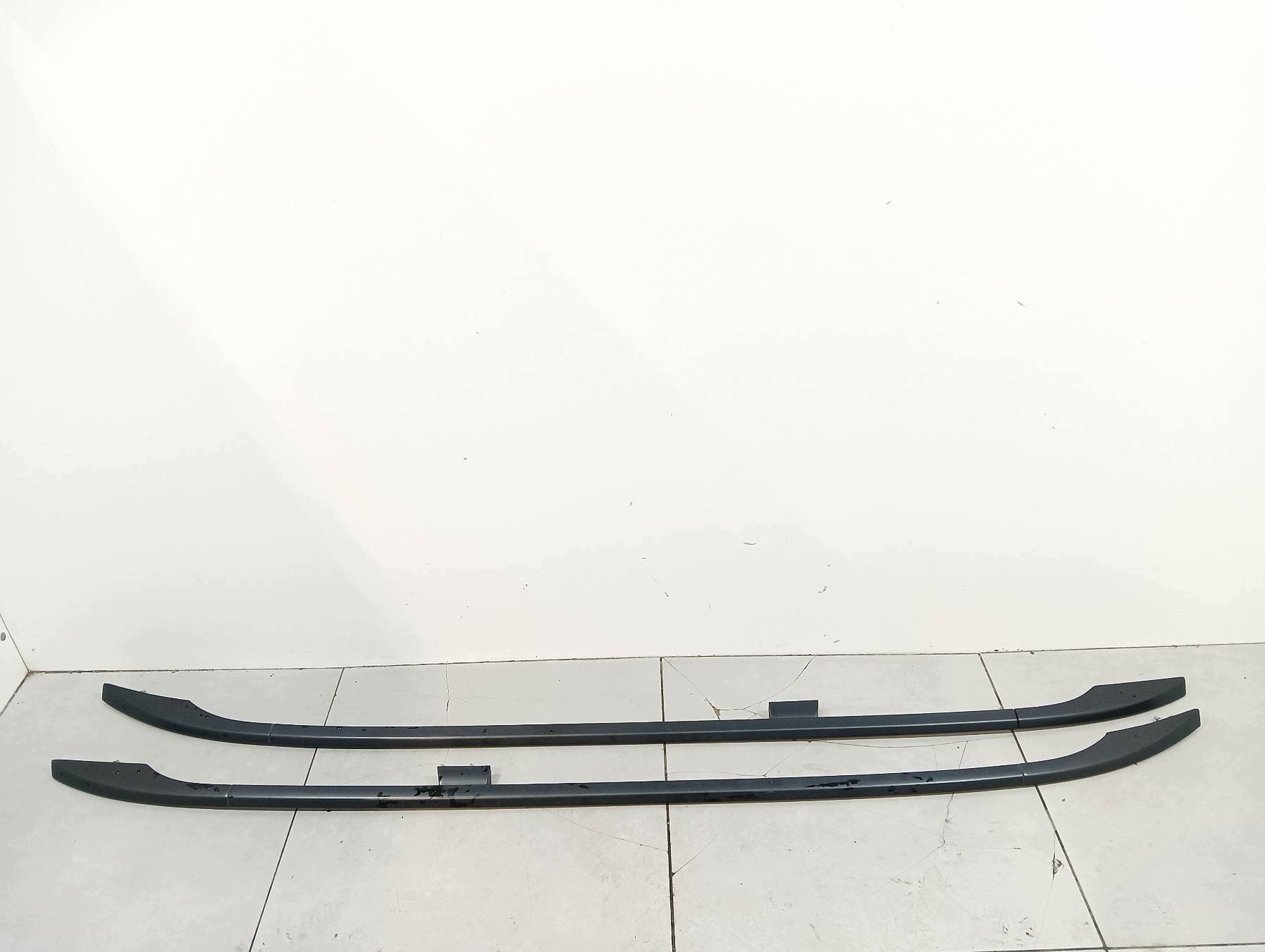 lyžiny levý pravý Bmw Seria 5 V (2003-2010) E60/61