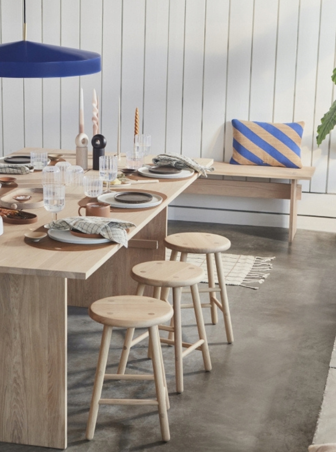 Jídelní stůl Kotai velký Oyoy