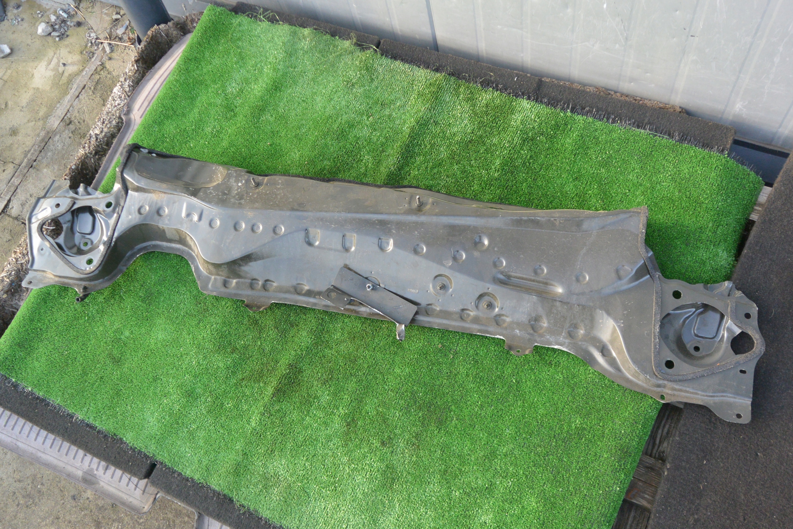 PODSZYBIE METALOWE TOYOTA COROLLA E21 19-21 EU