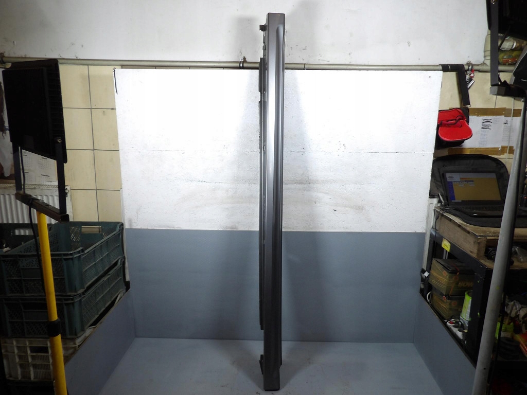 SUBARU LEGACY V KOMBI moulding threshold right C6Z