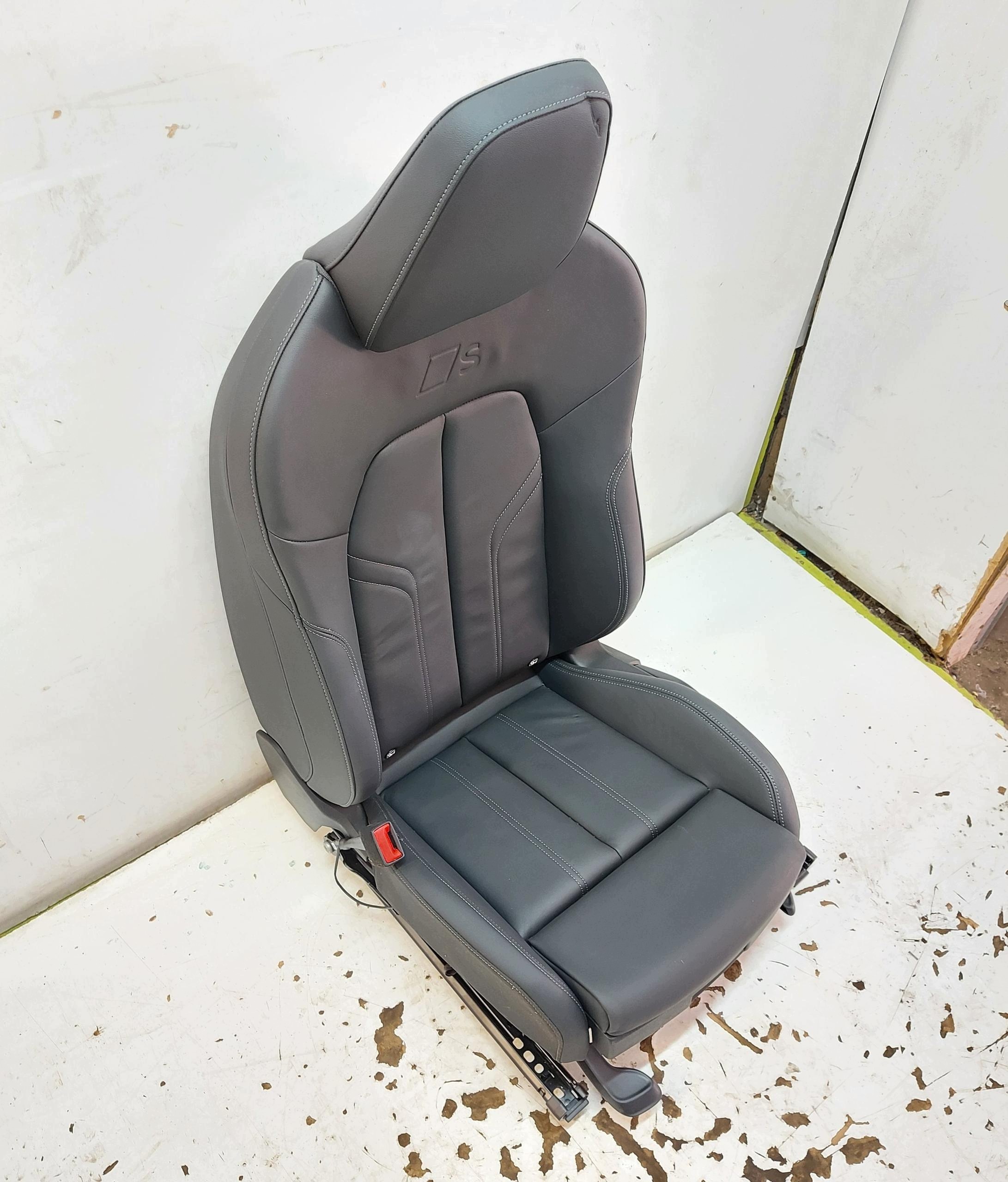 AUDI A5 8B3 B10 AVANT seat driver´s left S-Line UK RHD