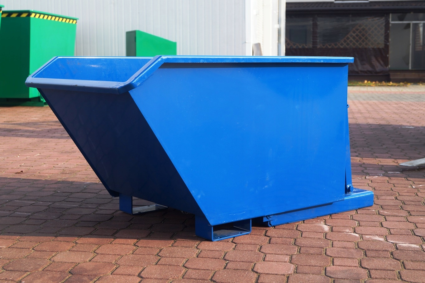 Niski, szeroki pojemnik PMUC LIGHT 1500 L Szerokość produktu 148.2 cm