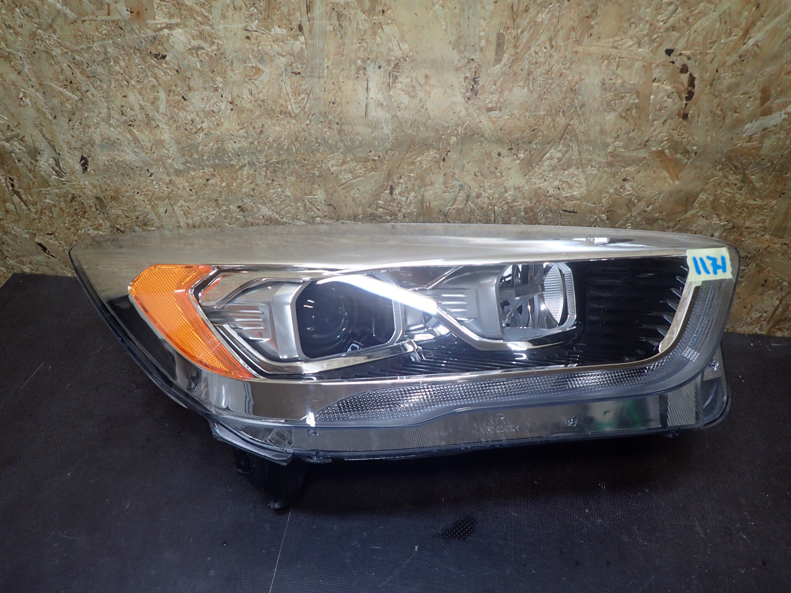 light front right FORD KUGA MK2 LIFT XENON positioning
