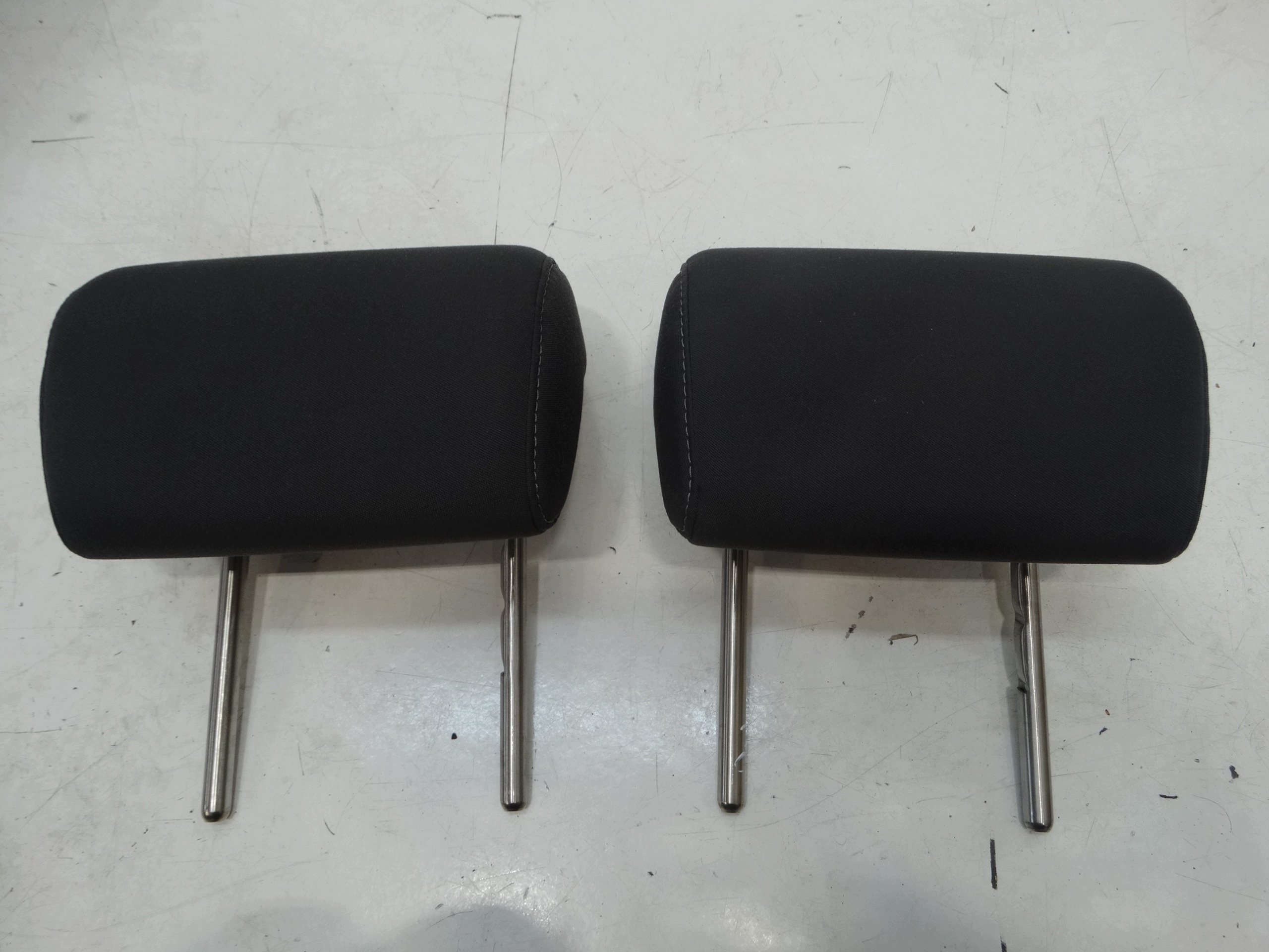 rest KANAPY right left rear part VOLKSWAGEN GOLF V VI