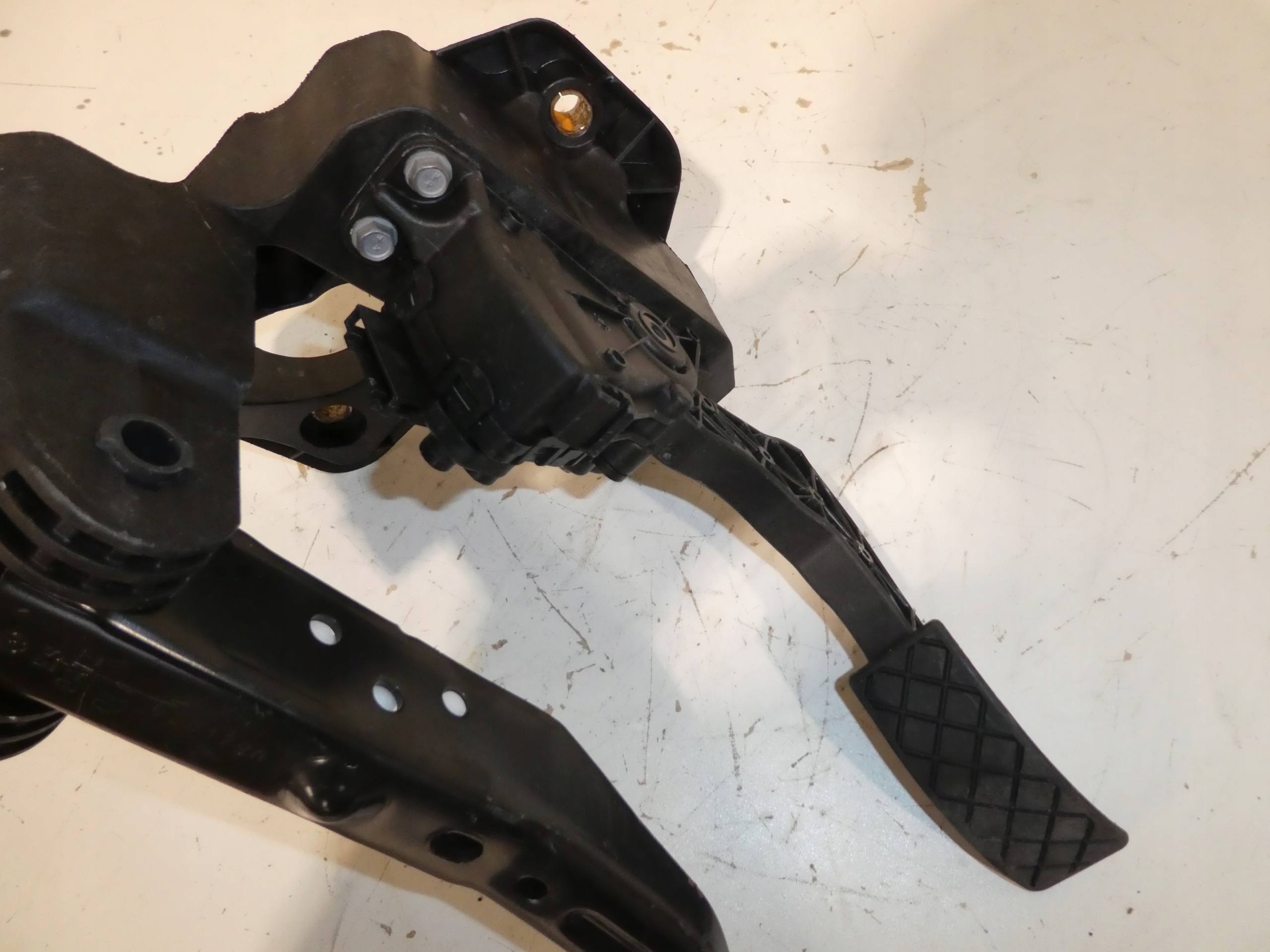 gaspedal bremse AMAROK 2H0 2H1 6Q1723503P