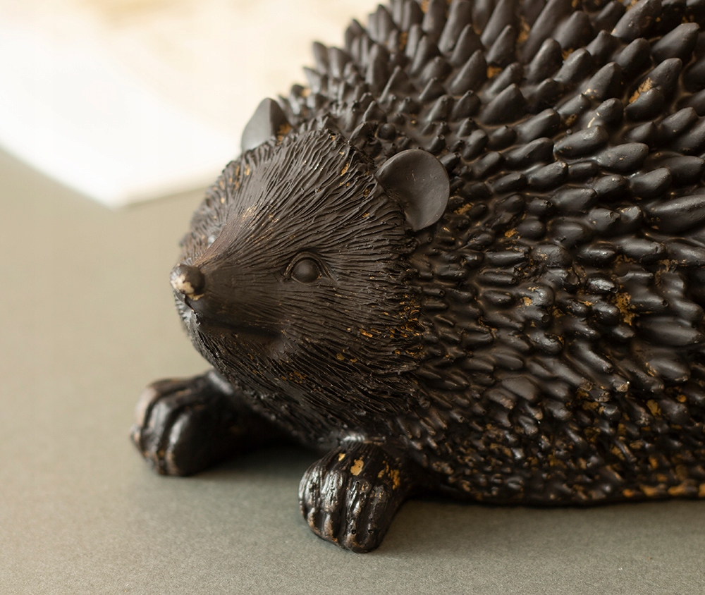 FIGURKA JEŻ czarno-brązowy Kod producenta 101822