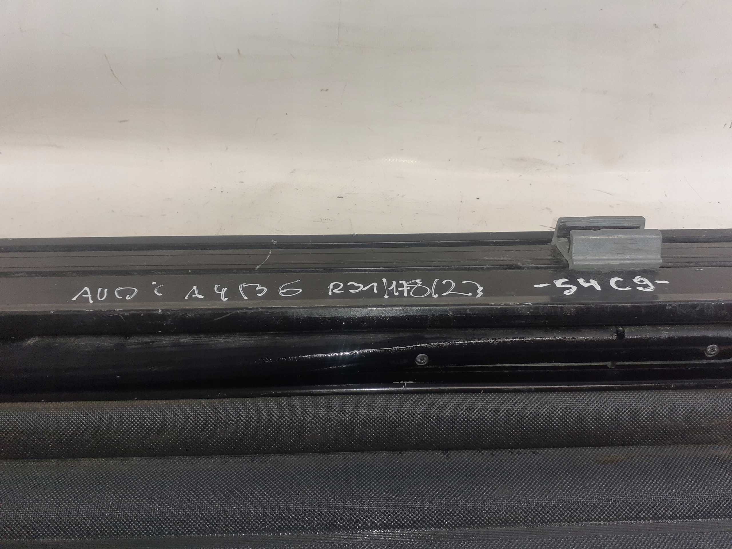 blinds boot z net - AUDI A4 B6 Kombi