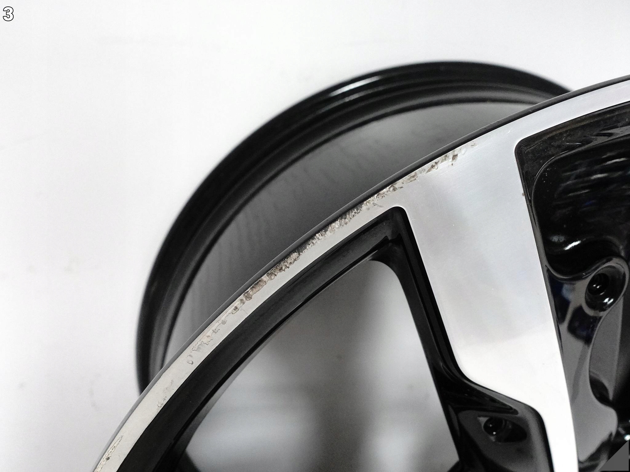 PORSCHE TAYCAN 9J1 EXCLUSIVE design disc right front 9,5Jx21 ET60 041