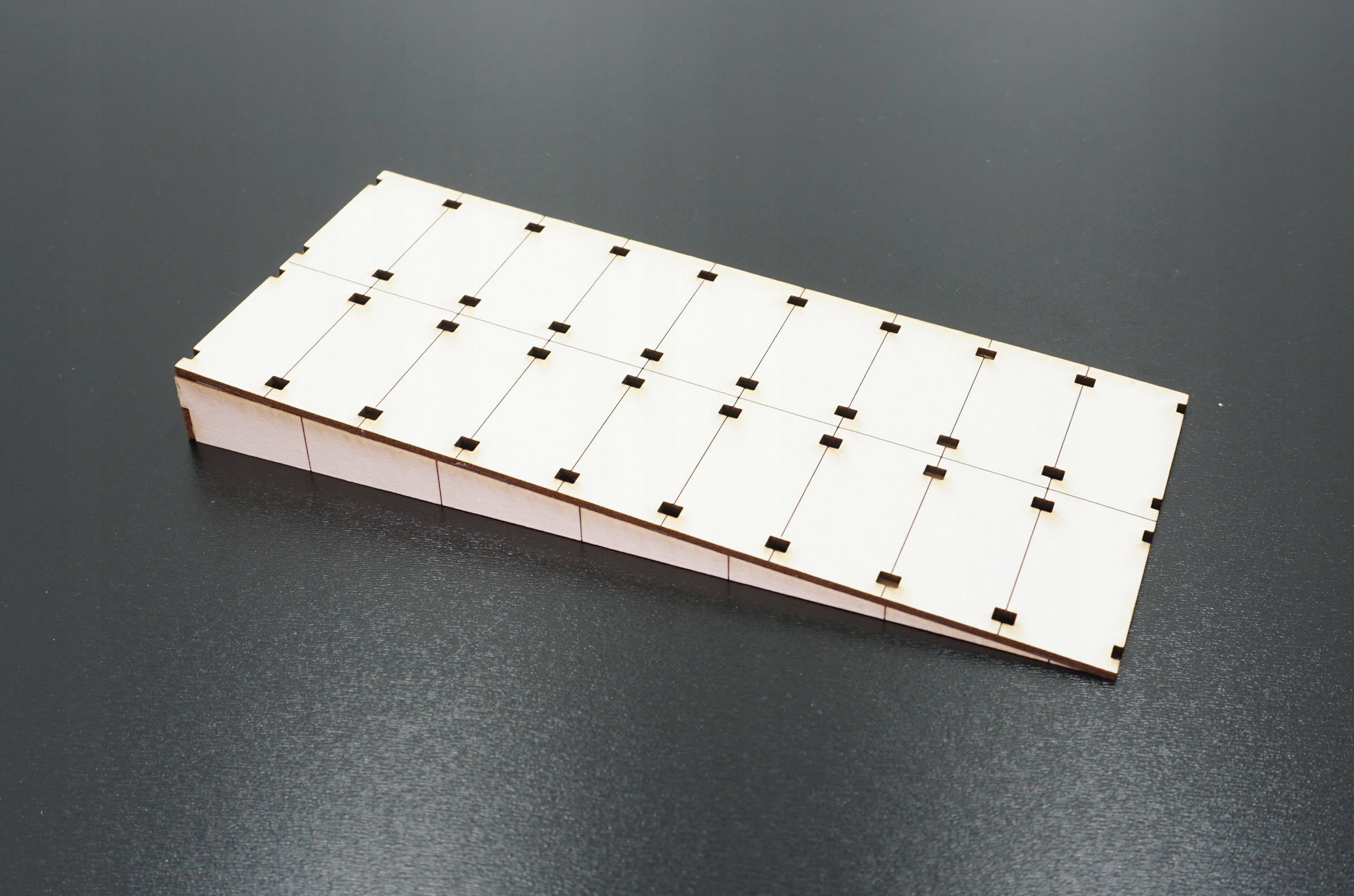 

Rampa towarowa moduł podjazdu H0 1:87 152x68 mm