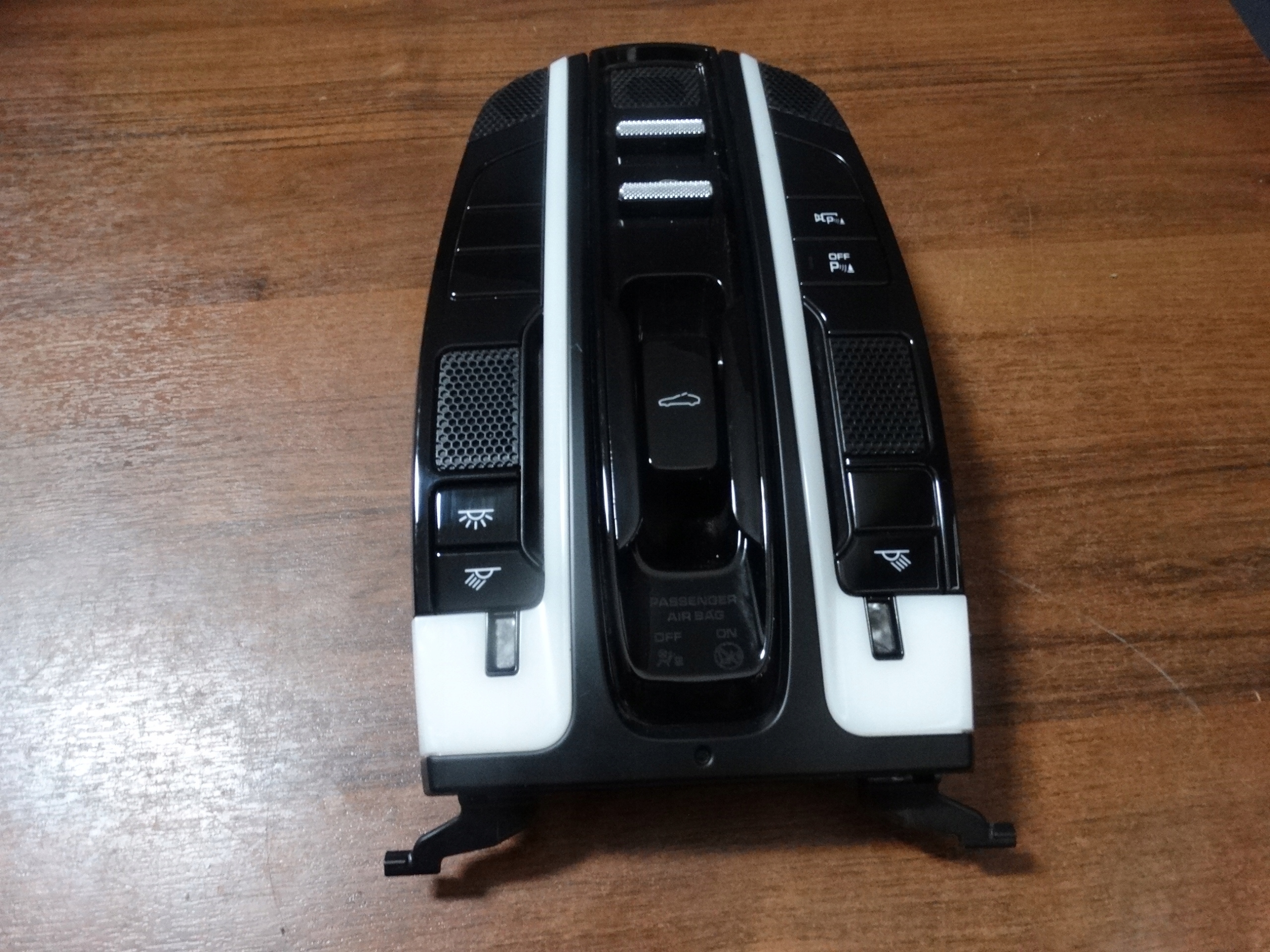 лампочка Обшивка потолка PORSCHE 971 1