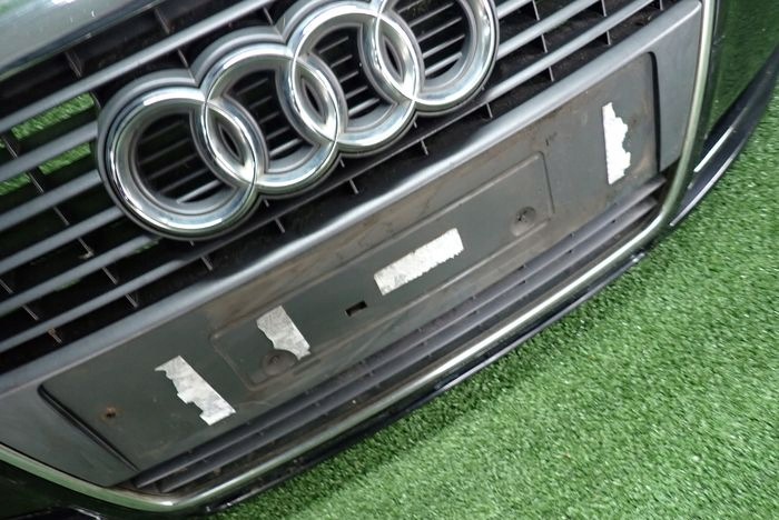 AUDI A4 B7 04-08 Frontstoßstange vorne