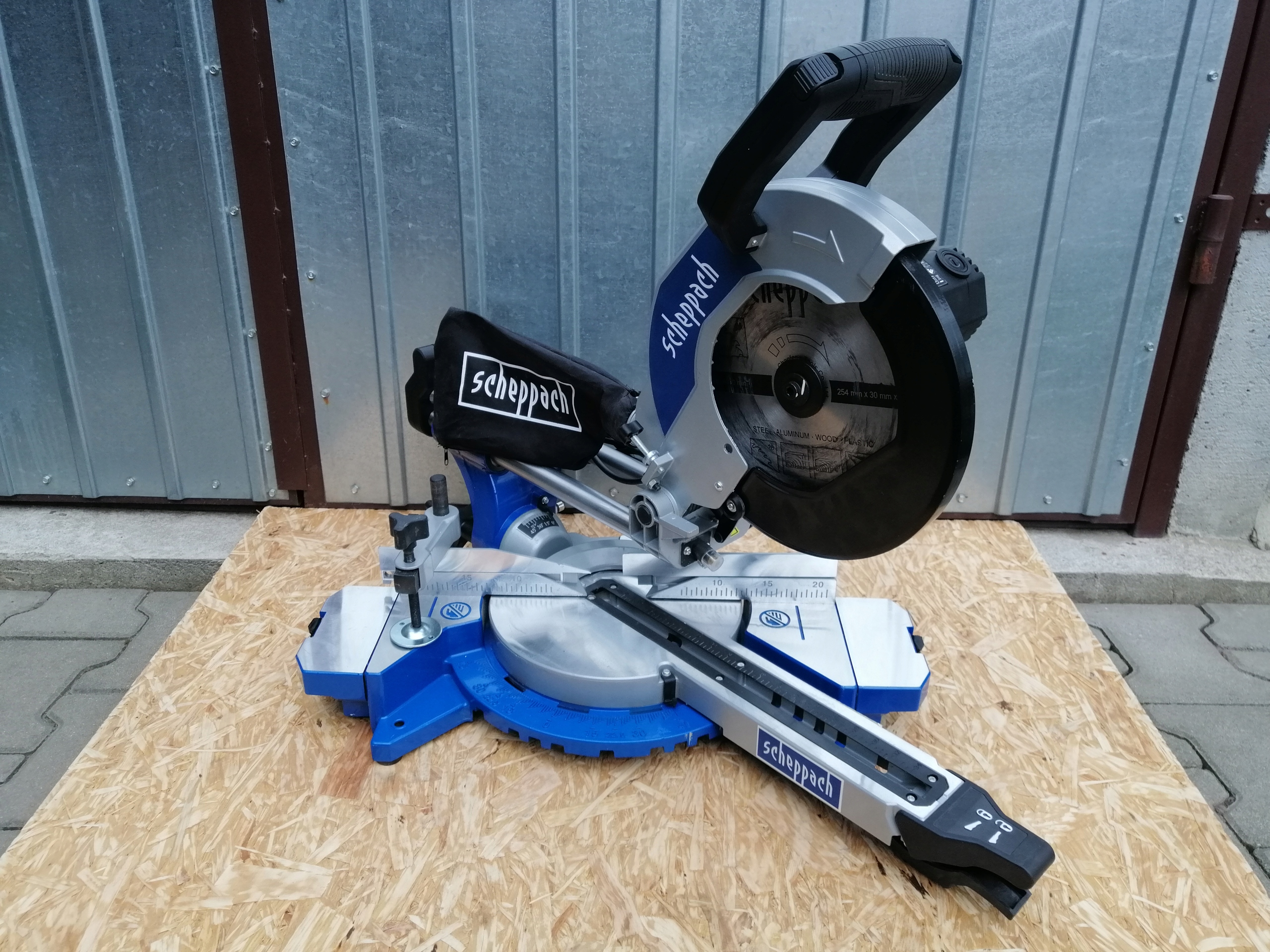 UKOŚNICA Z POSUWEM SCHEPPACH HM110MP 2 biegi 2000W Średnica tarczy 254 mm