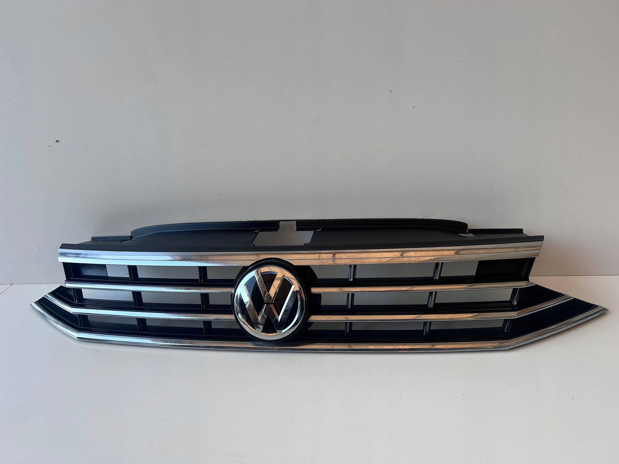 VW PASSAT B8 LIFT R-LINE GRILL ATRAPA 3G0853653 K ORYGINAŁ