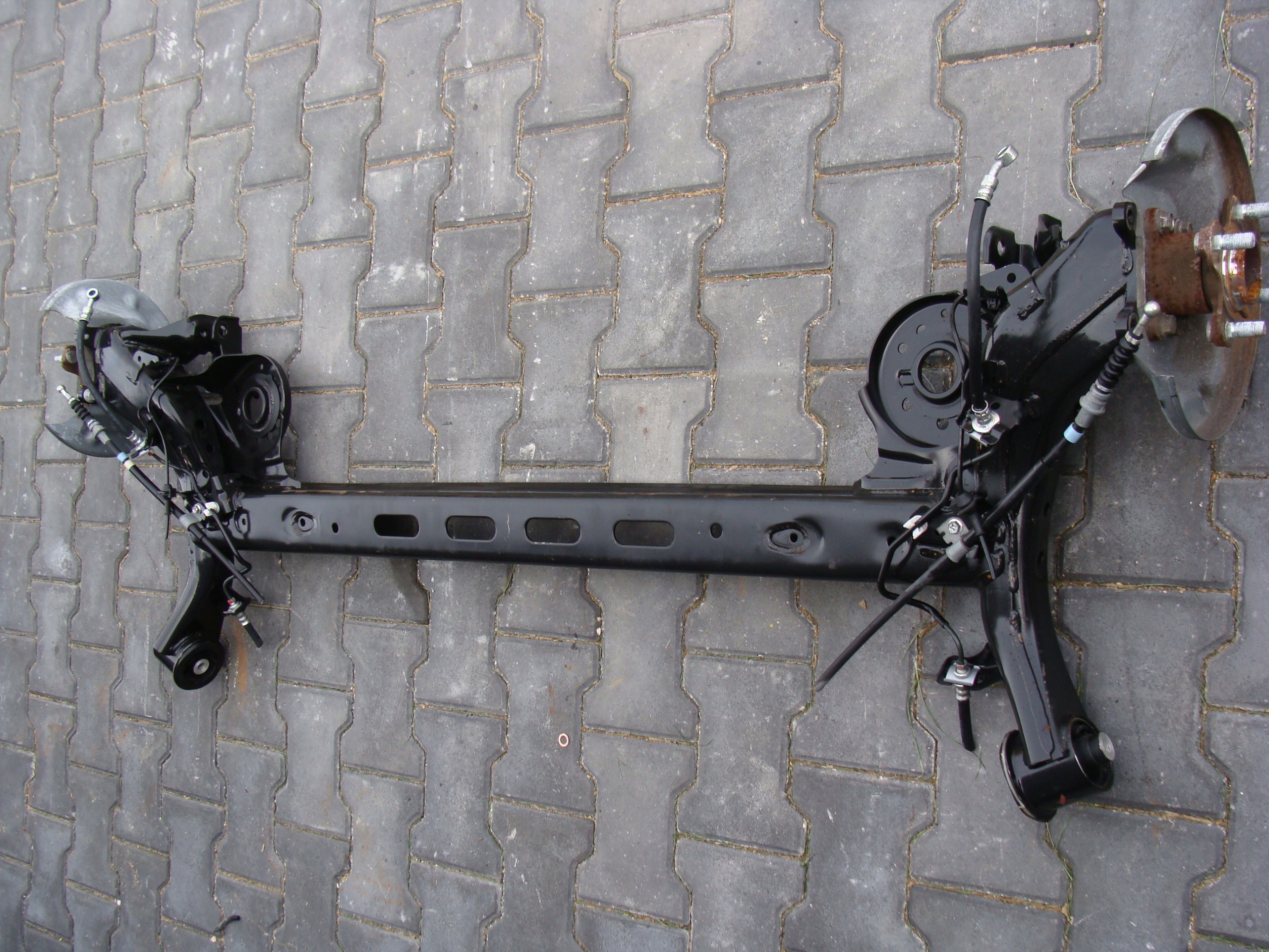 BELKA OŚ TYLNA SUZUKI VITARA III SUZUKI SX4 S-CROSS 4WD AWD 4X4 TARCZA !!!!