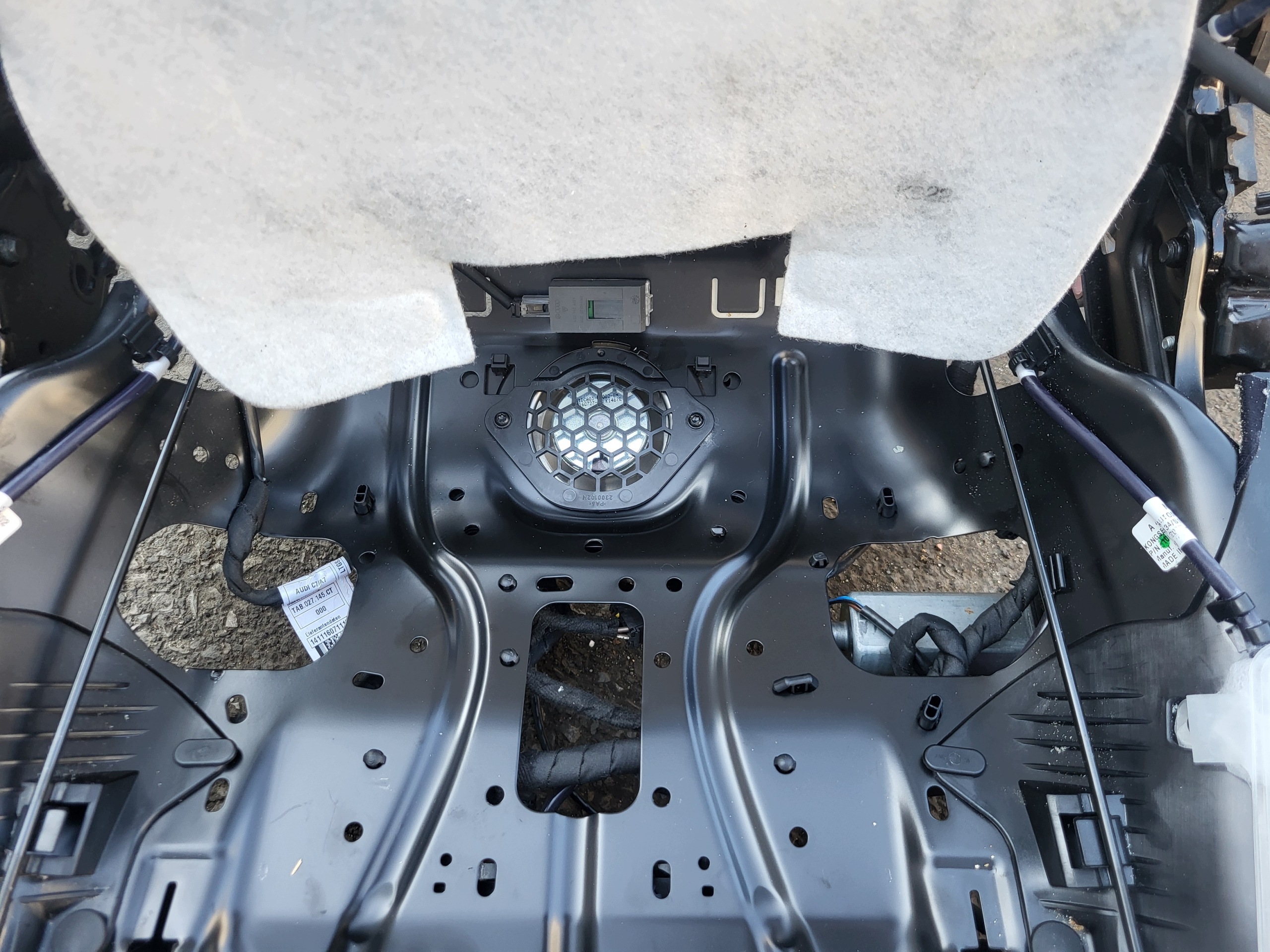 support seat left front WENTYLOWANY SILNICZKI MASAZ AUDI A6 C7 A7 4G EU