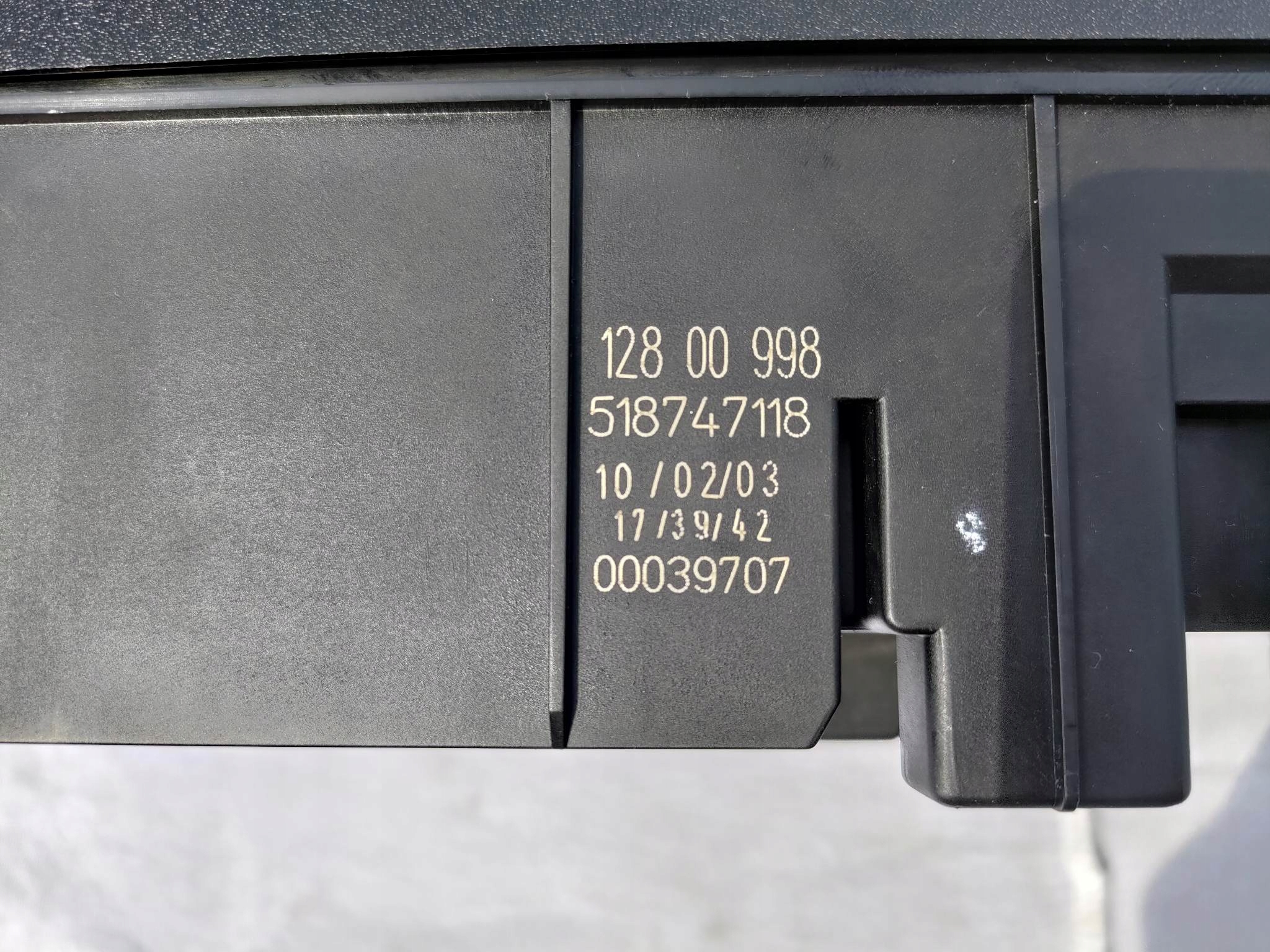 Module fusibles SAAB 9-3 II 93 nr. 12800998