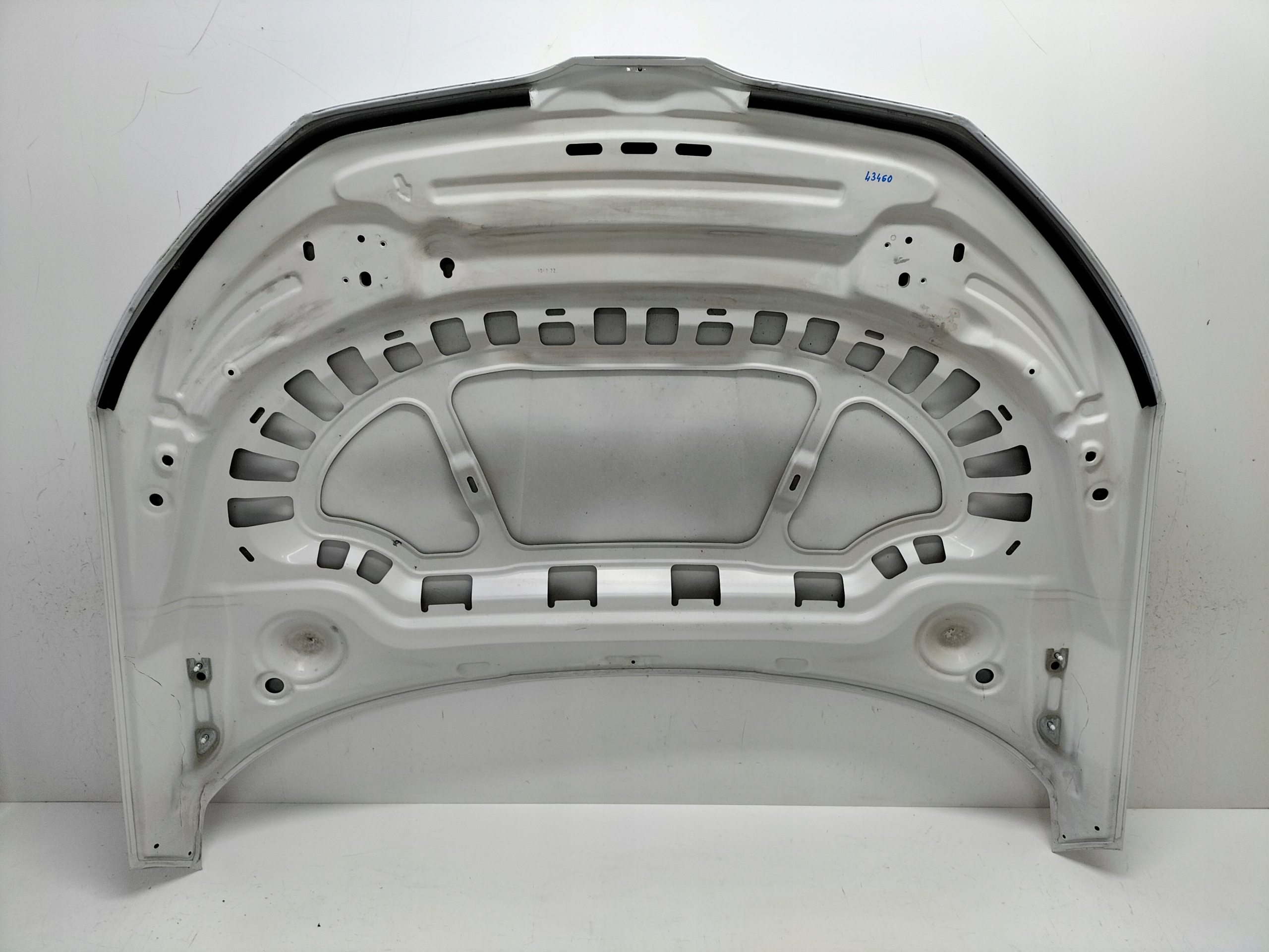 Capot SKODA SCALA 19